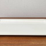 Postmodern Italian plastic plateau by Guzzini, 1980s.