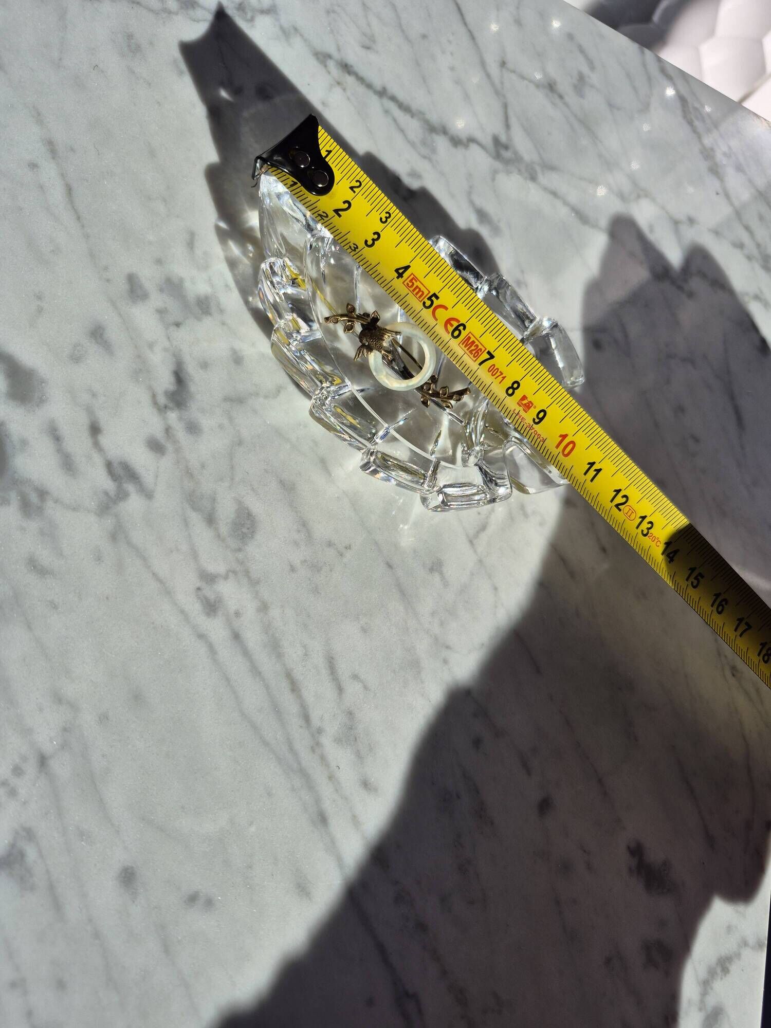 Vintage cut crystal leaf bedside jewellery holder – Rings & earrings