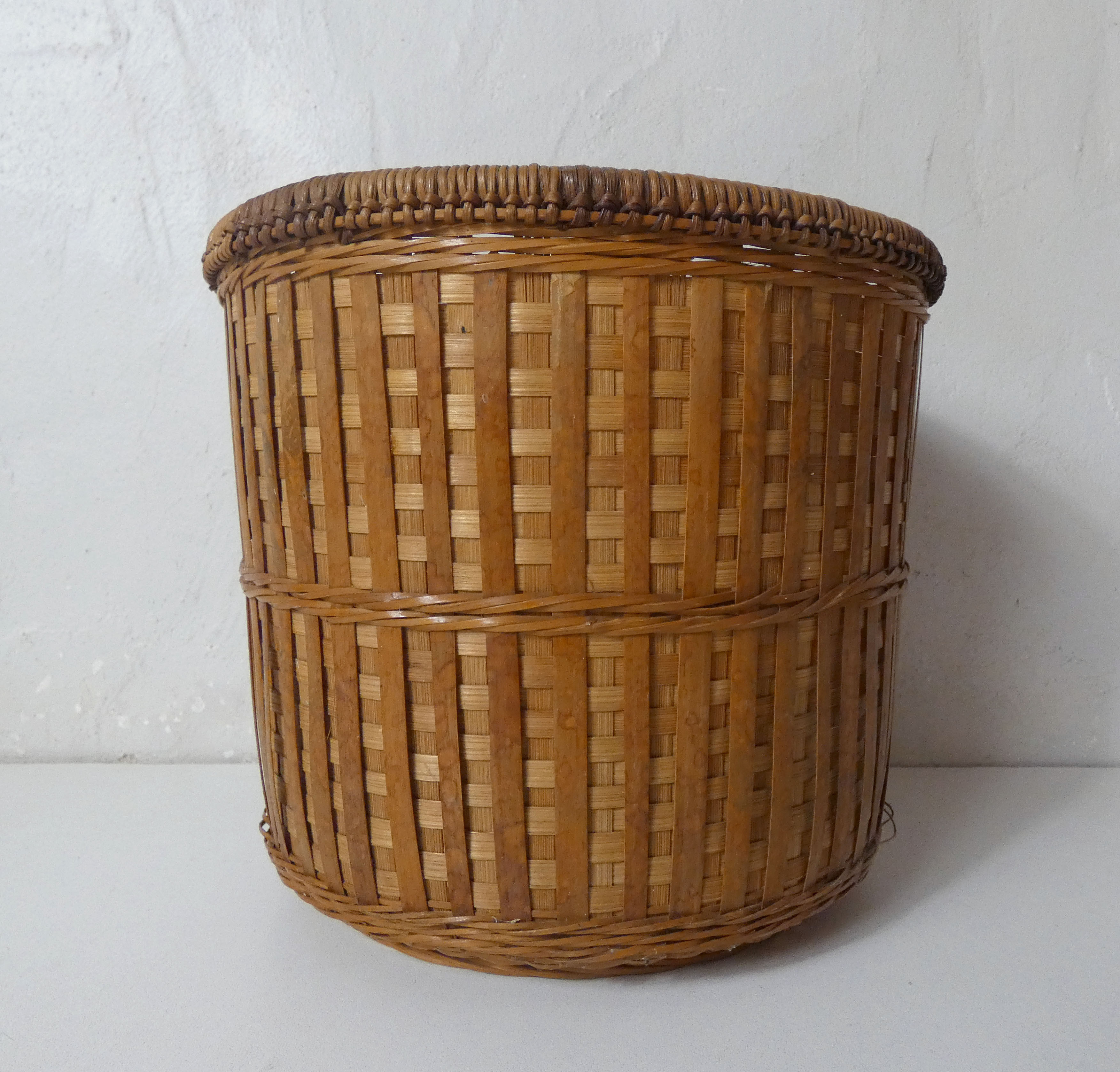 2 rattan pot covers