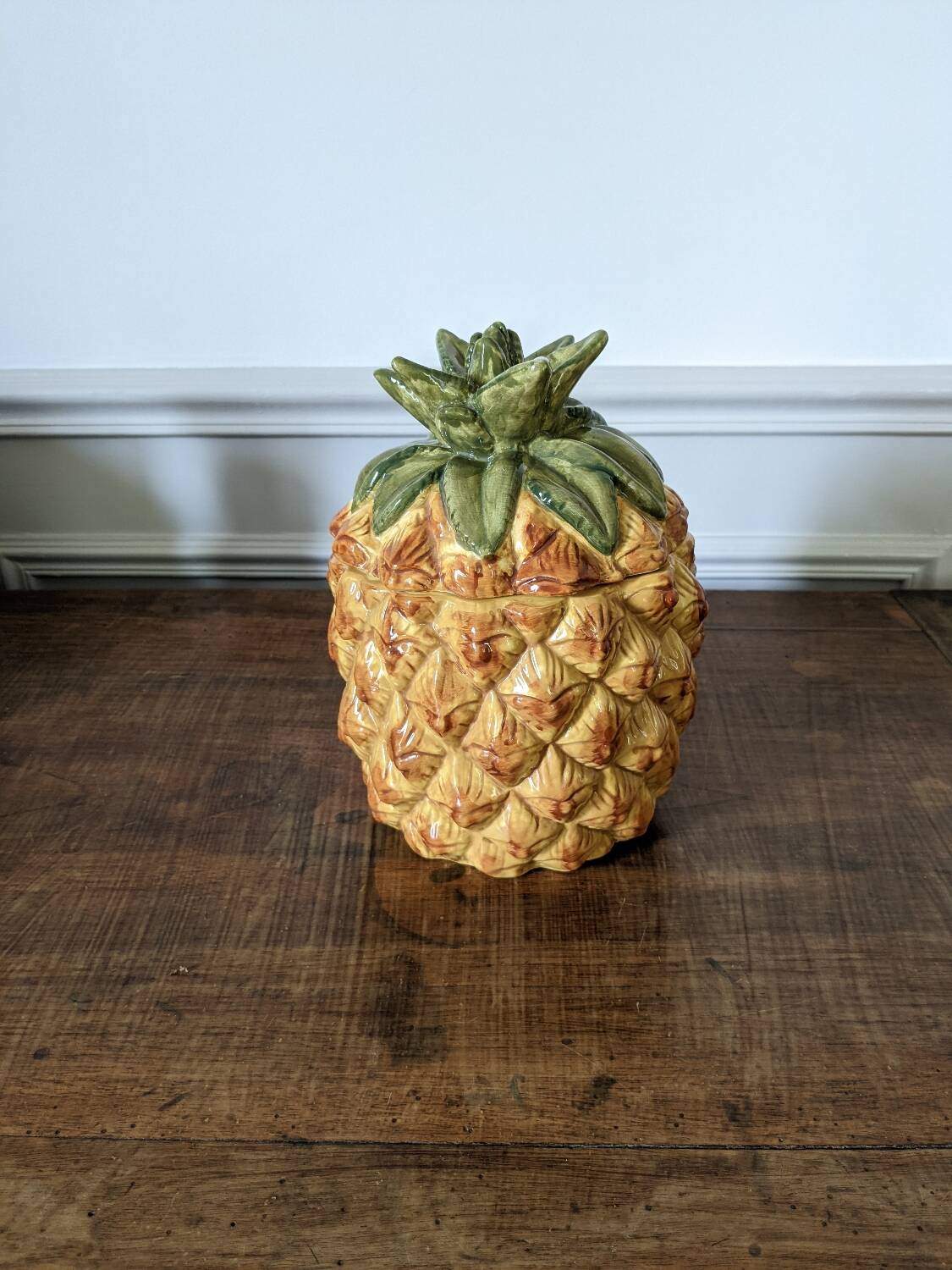 Ceramic pineapple ice bucket