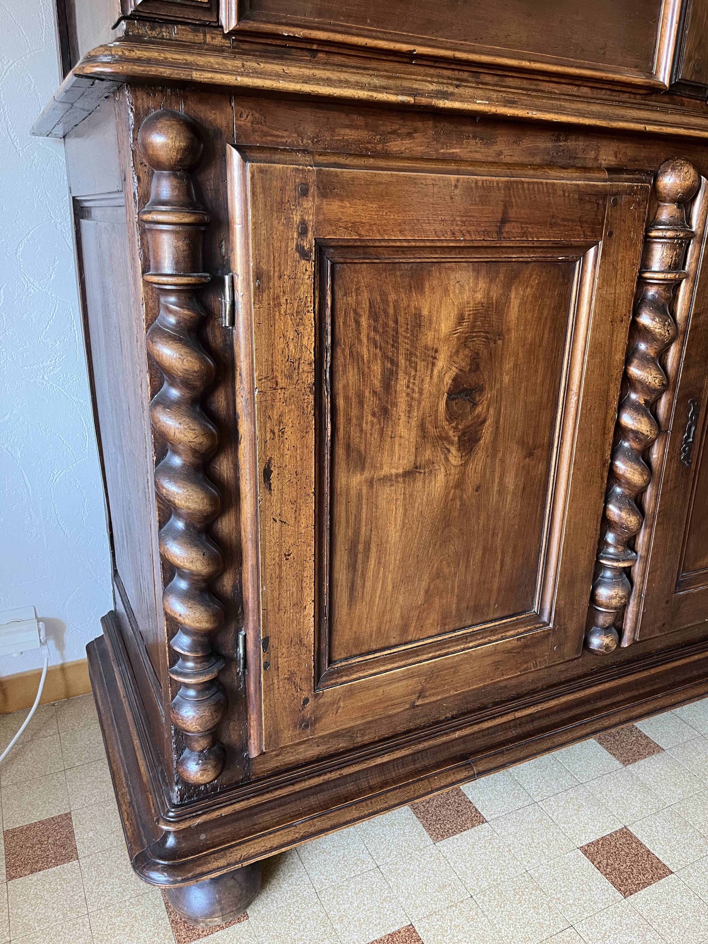 Meuble 2 corps Louis XIII
