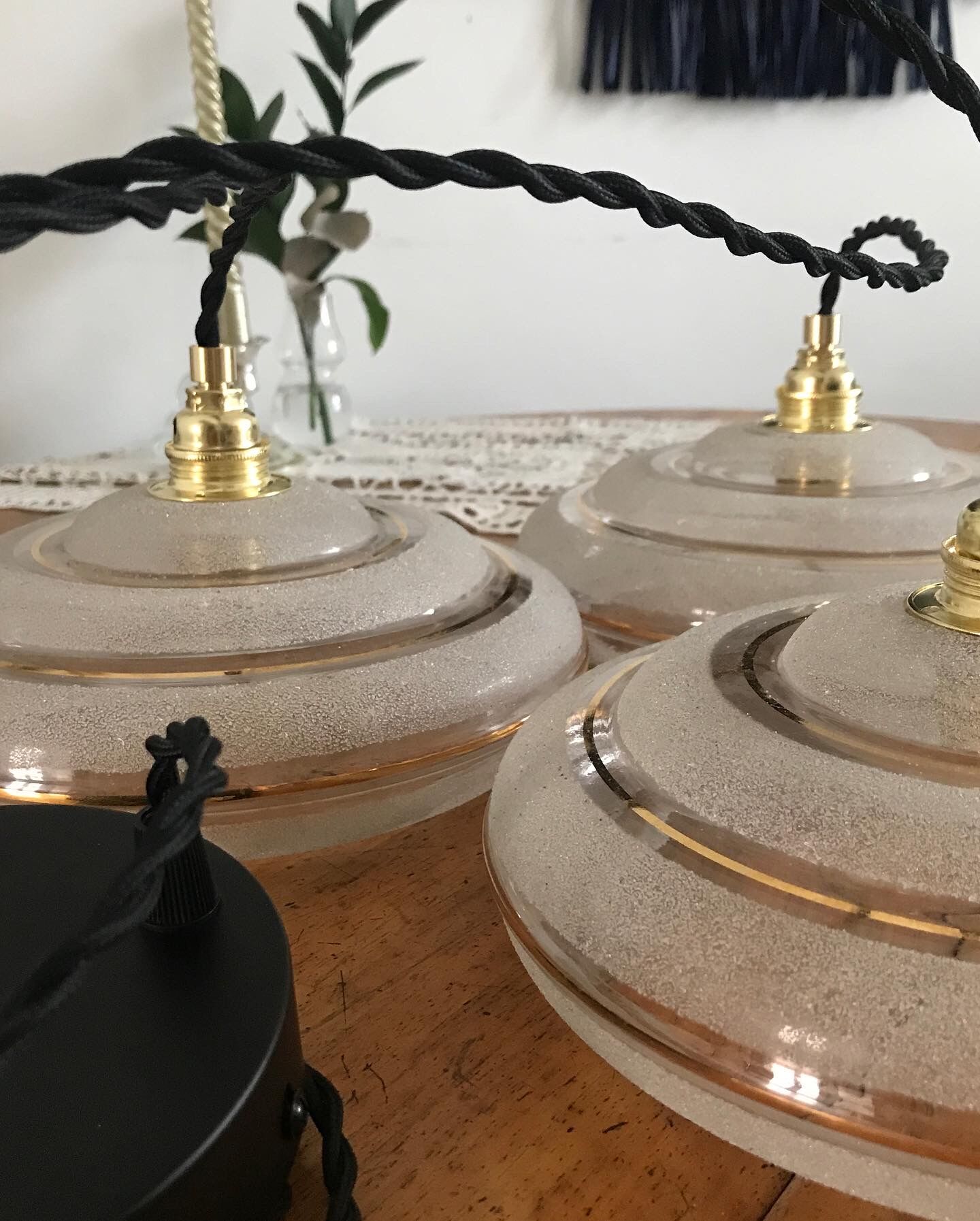 Vintage 3-globe walkman