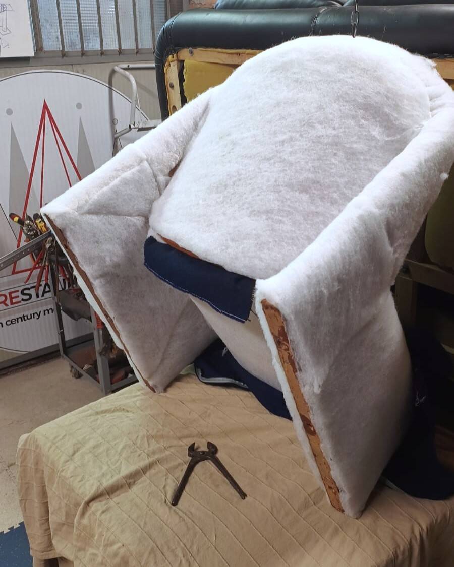 1970s Alky Armchairs by Giancarlo Piretti for Castelli. Restored Pair