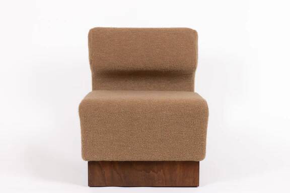 Fauteuil italien Schumacher en noyer et cachemire bouclé, 1970