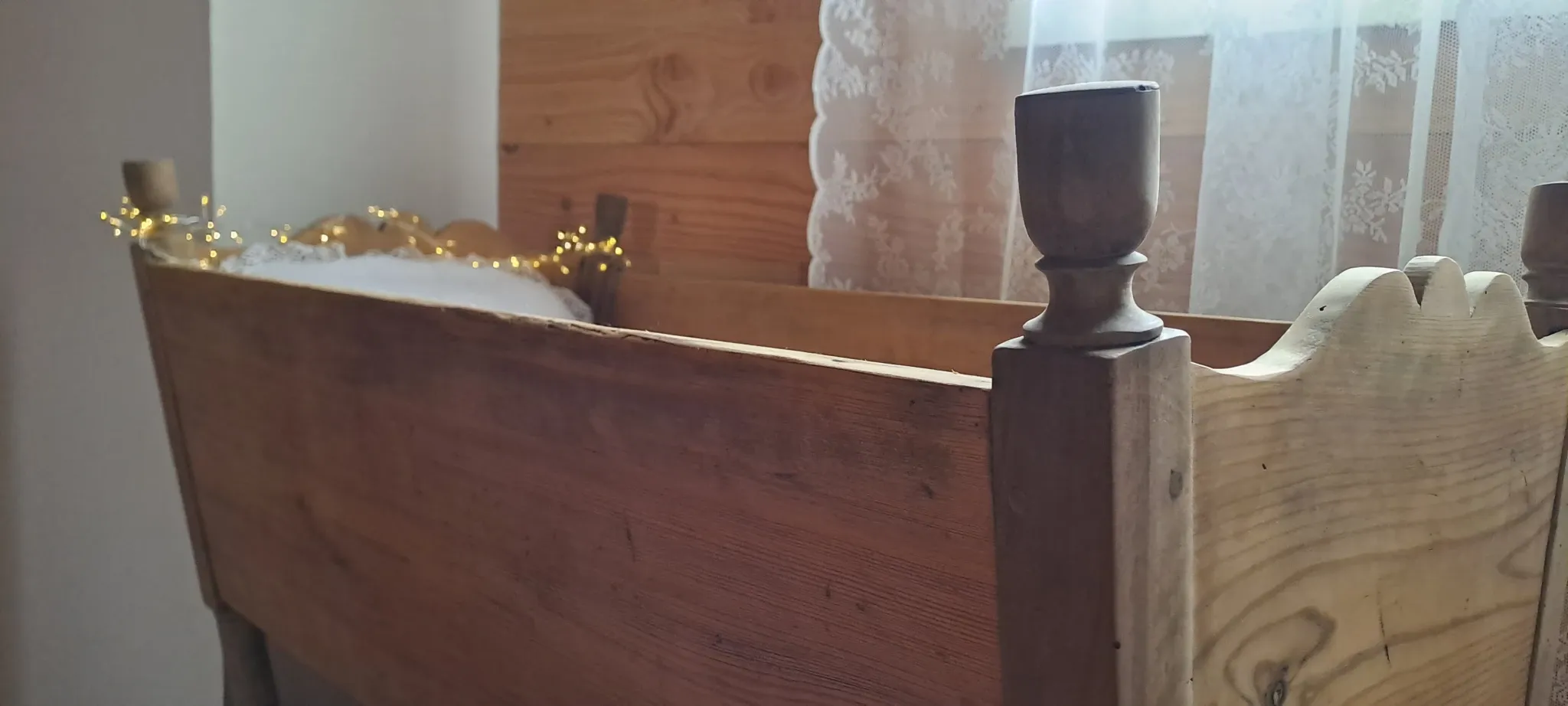 Antique pine cradle