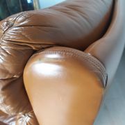 Canapé cuir fauve scandinave