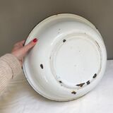 Enamelled basin