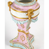 Vase en porcelaine, fin du XIXème siècle