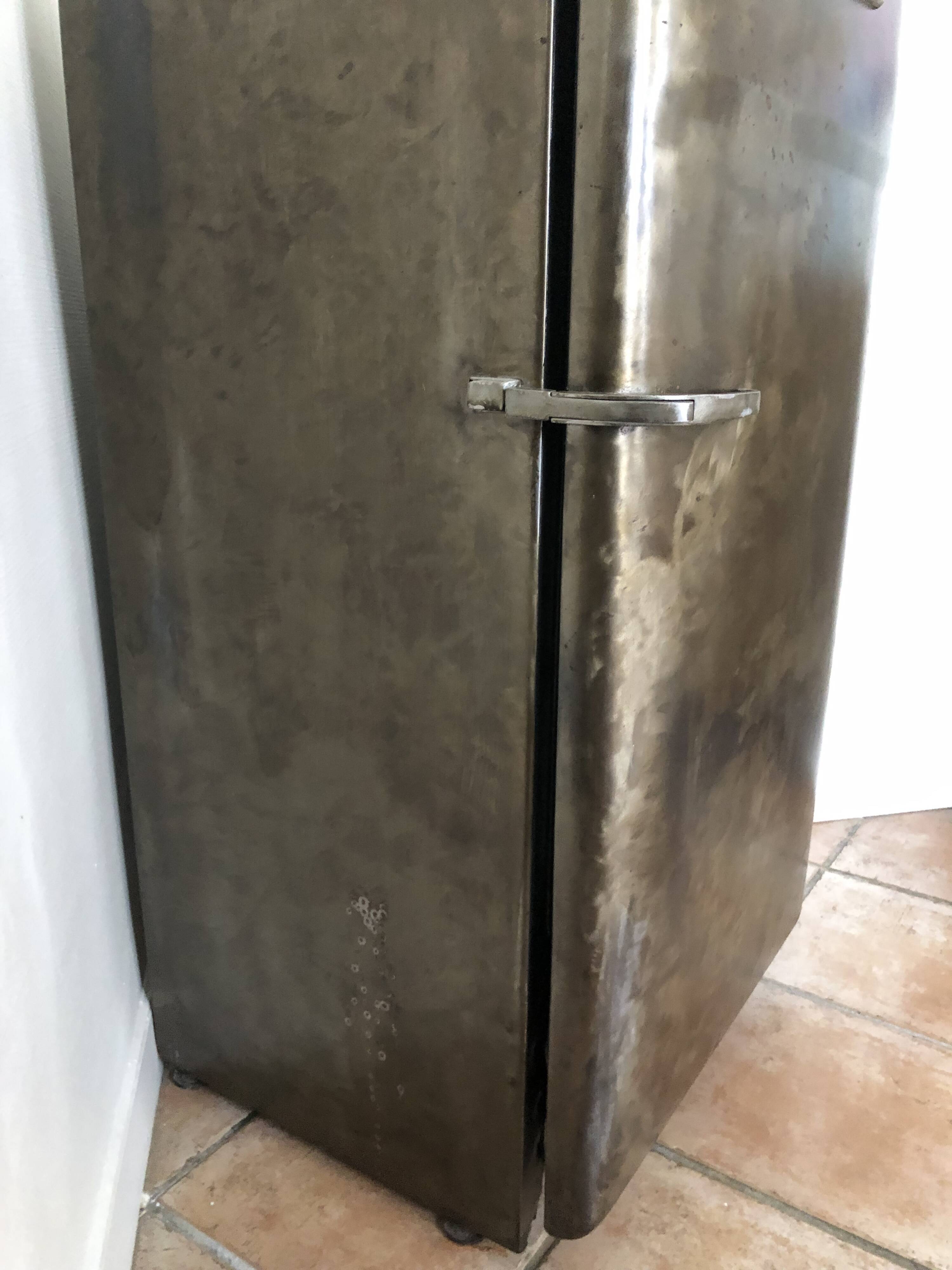 Vintage refrigerator 60