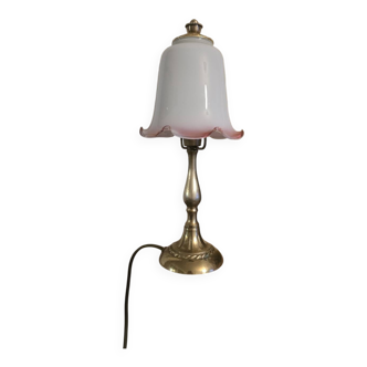 Small tulip-shaped table lamp in frosted glass, mushroom style.