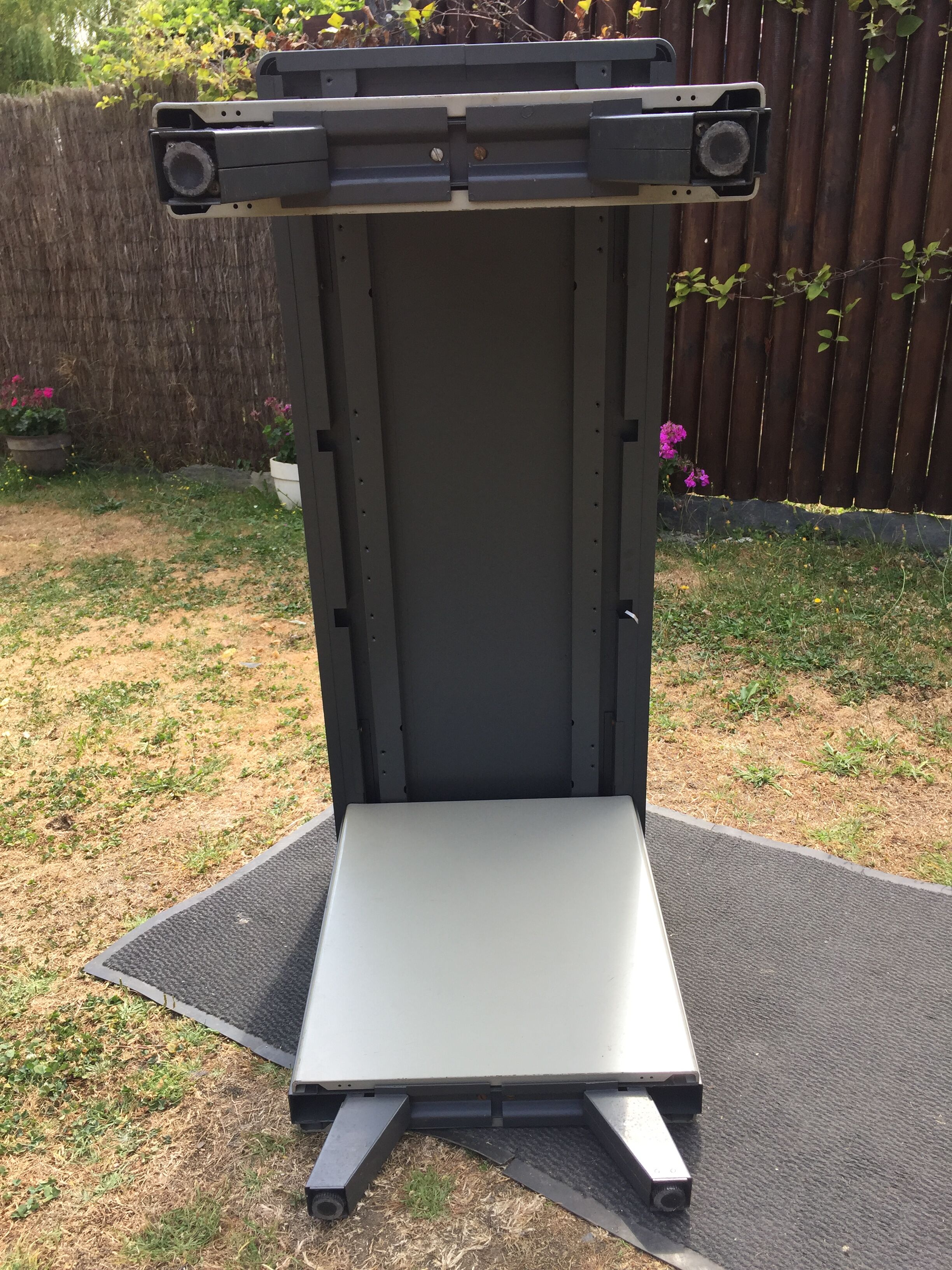 Modernist industrial and vintage console table in Stafor brand metal