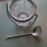 Ice bucket