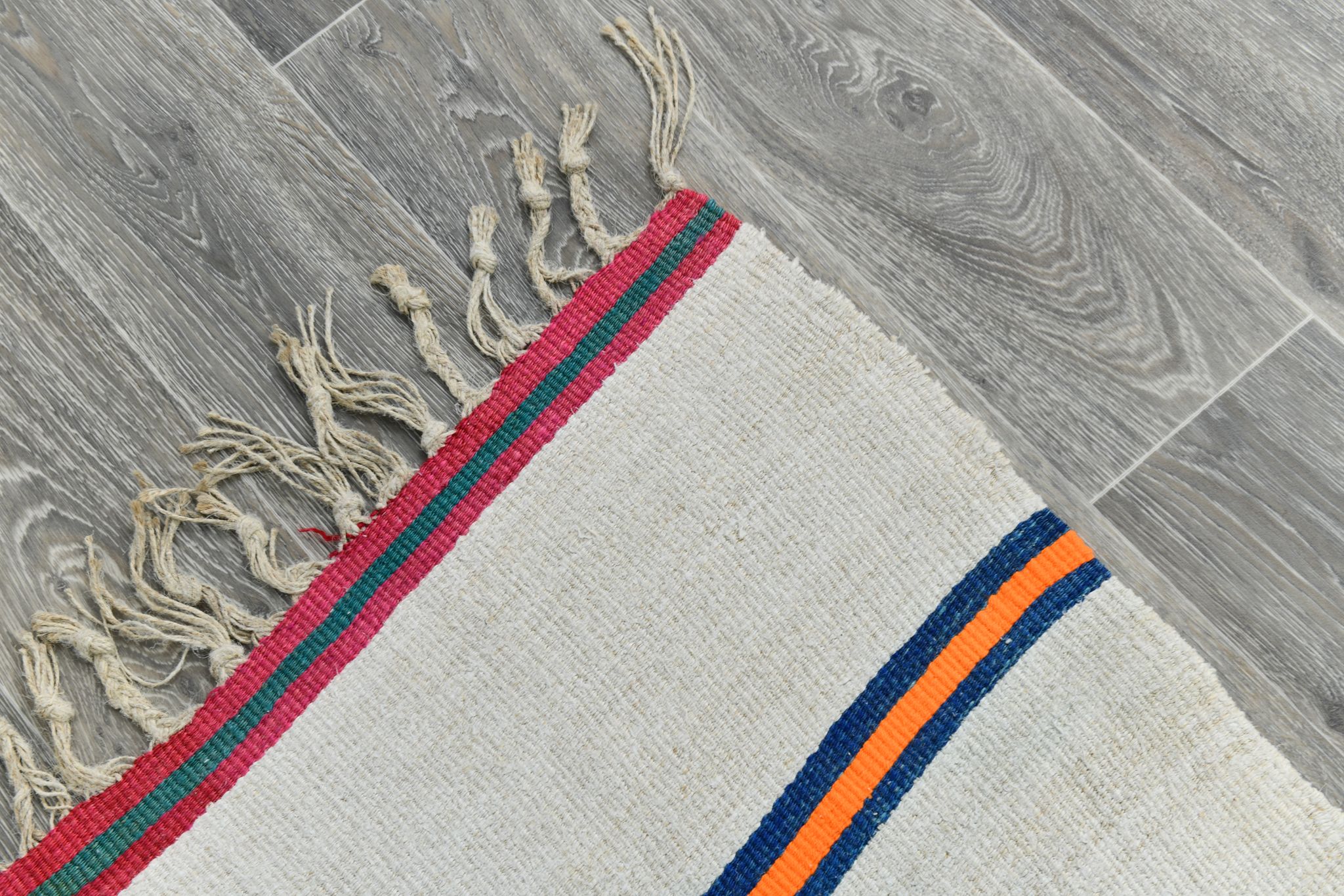 6x8 pinstriped turkish rug, 184x253cm