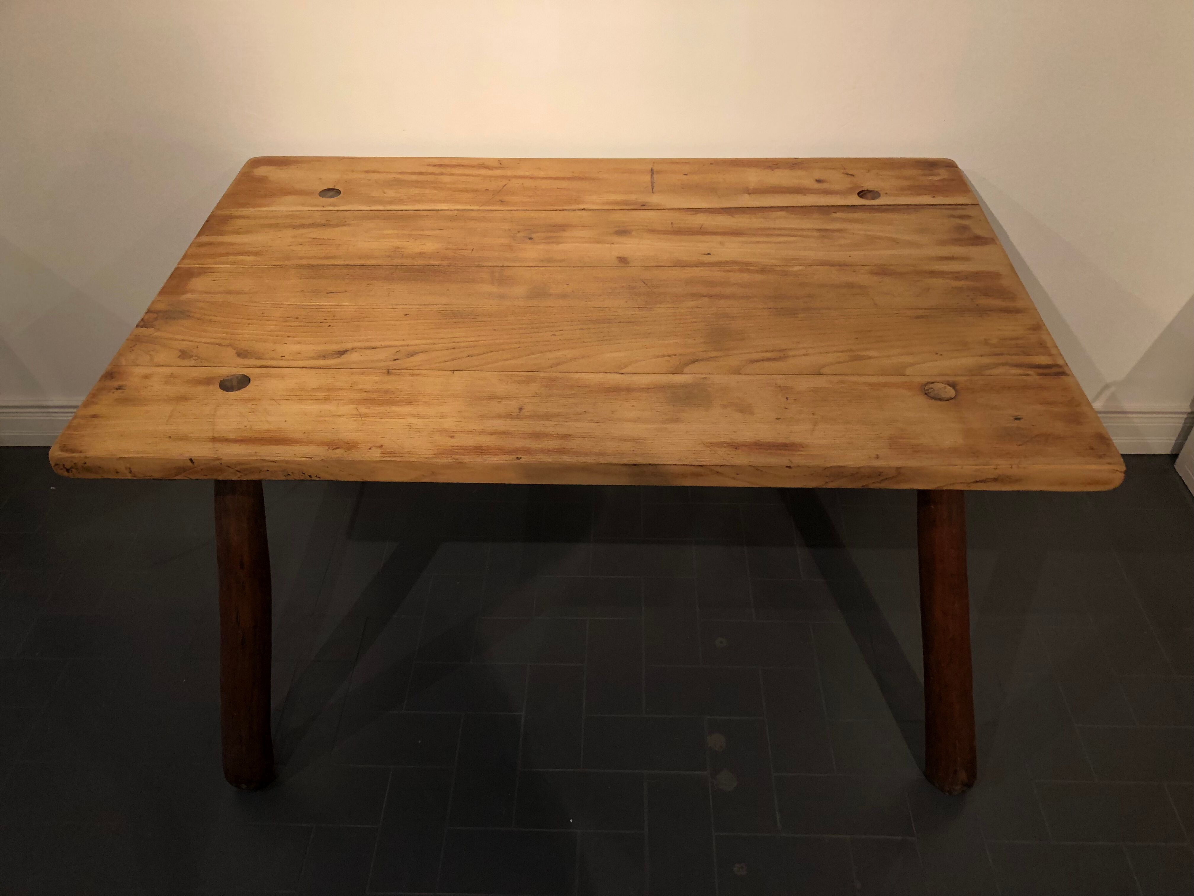 Campaign table chic vintage