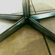 Table basse des années 50 piétement chrome XX siècle