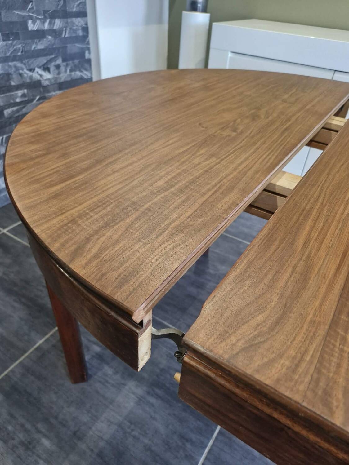 Scandinavian extendable teak table, 1970s