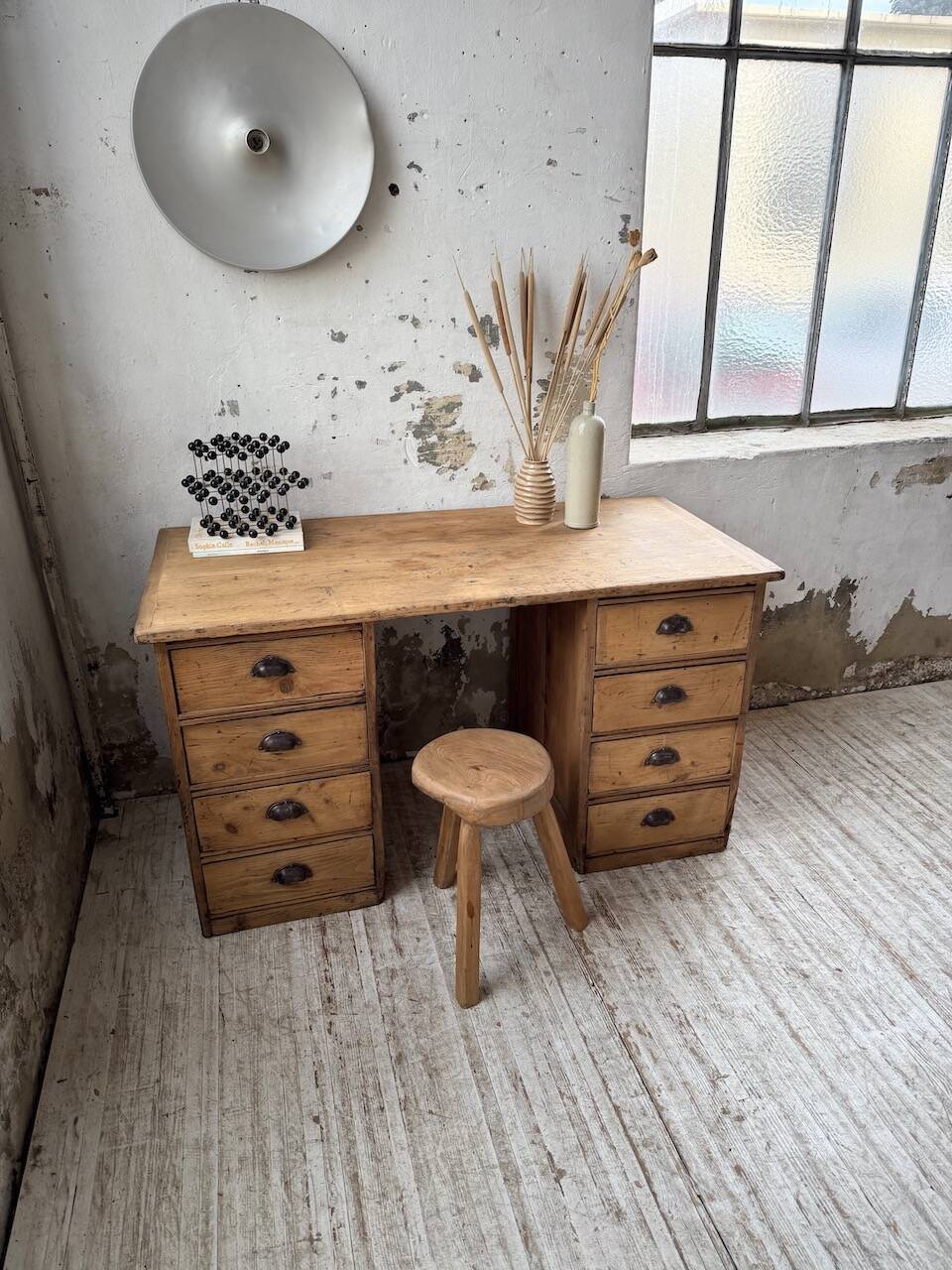Bureau pin meuble atelier 1950