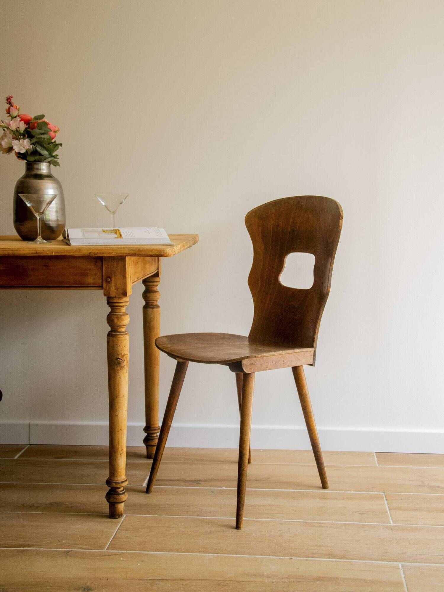 Wooden chair Baumann model Gentiane