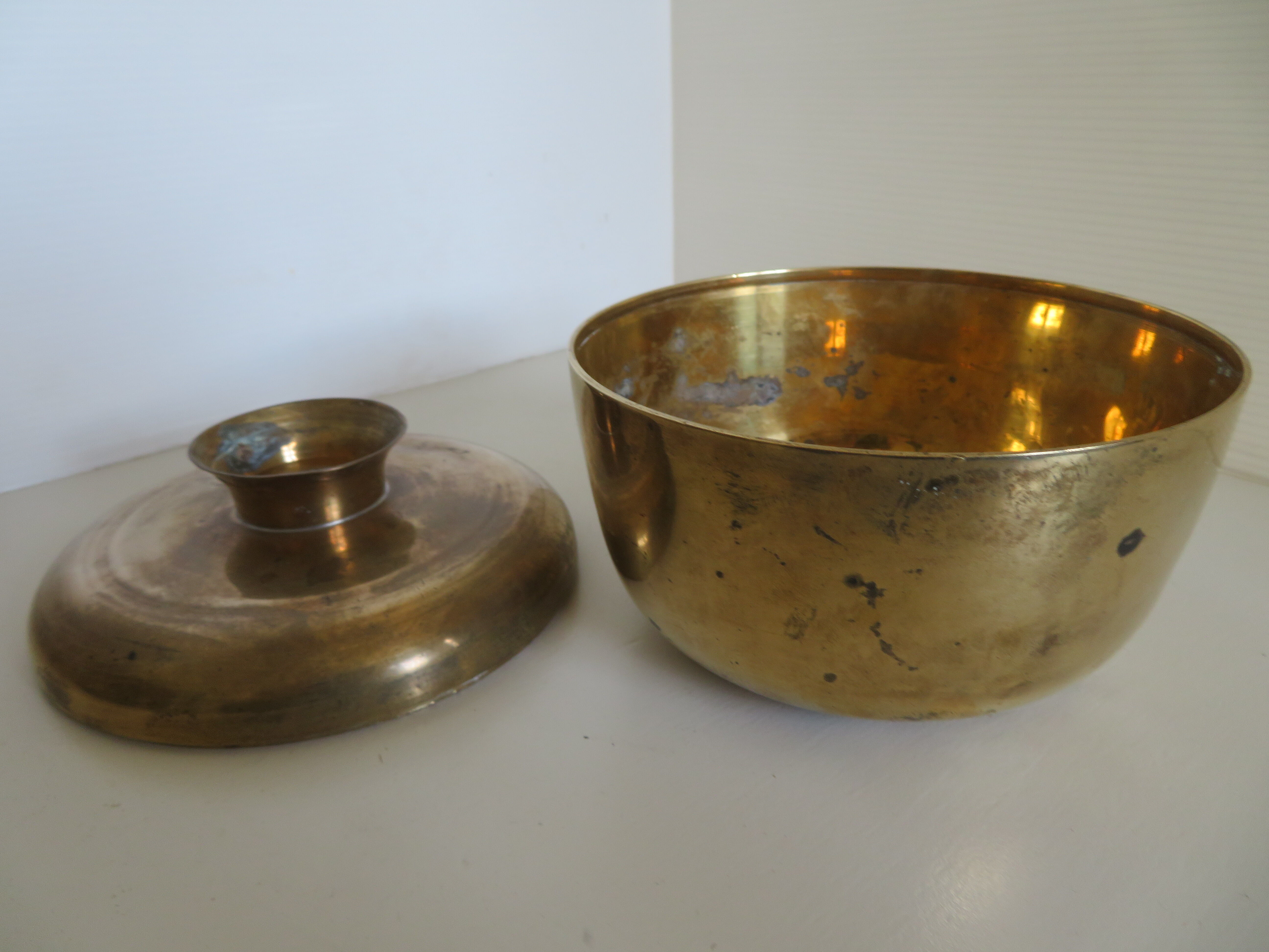 Set of 2 vintage brass boxes