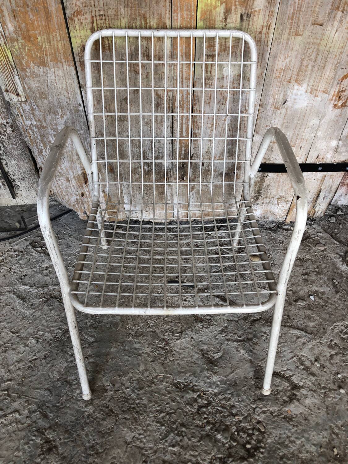 Ancien fauteuil emu rio metal blanc vintage