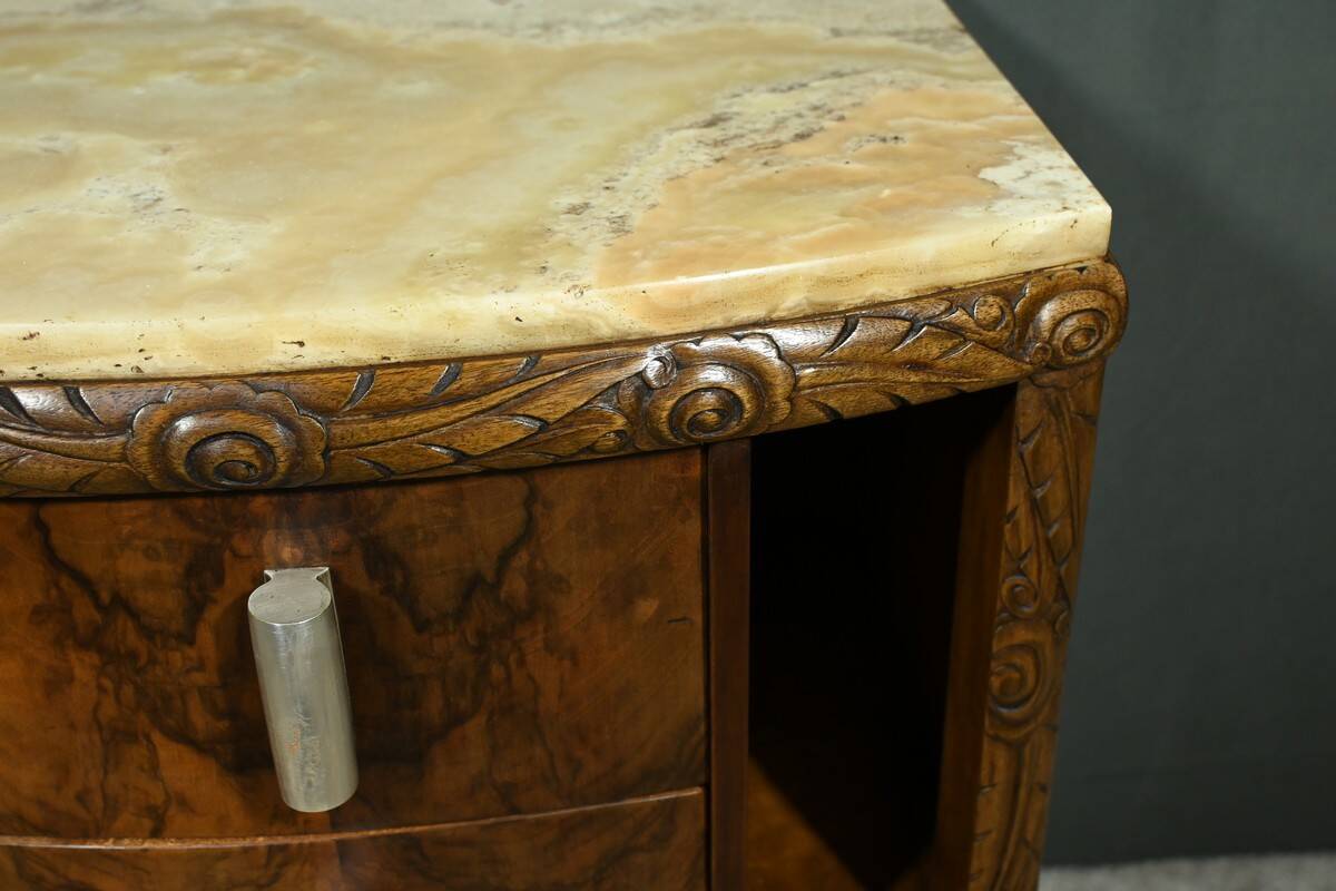 Nightstand in Walnut, Art Deco – 1930