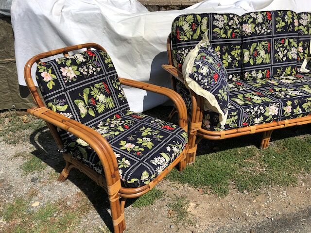 Set in vintage rattan sofa 3-seater seating and 2 seats
