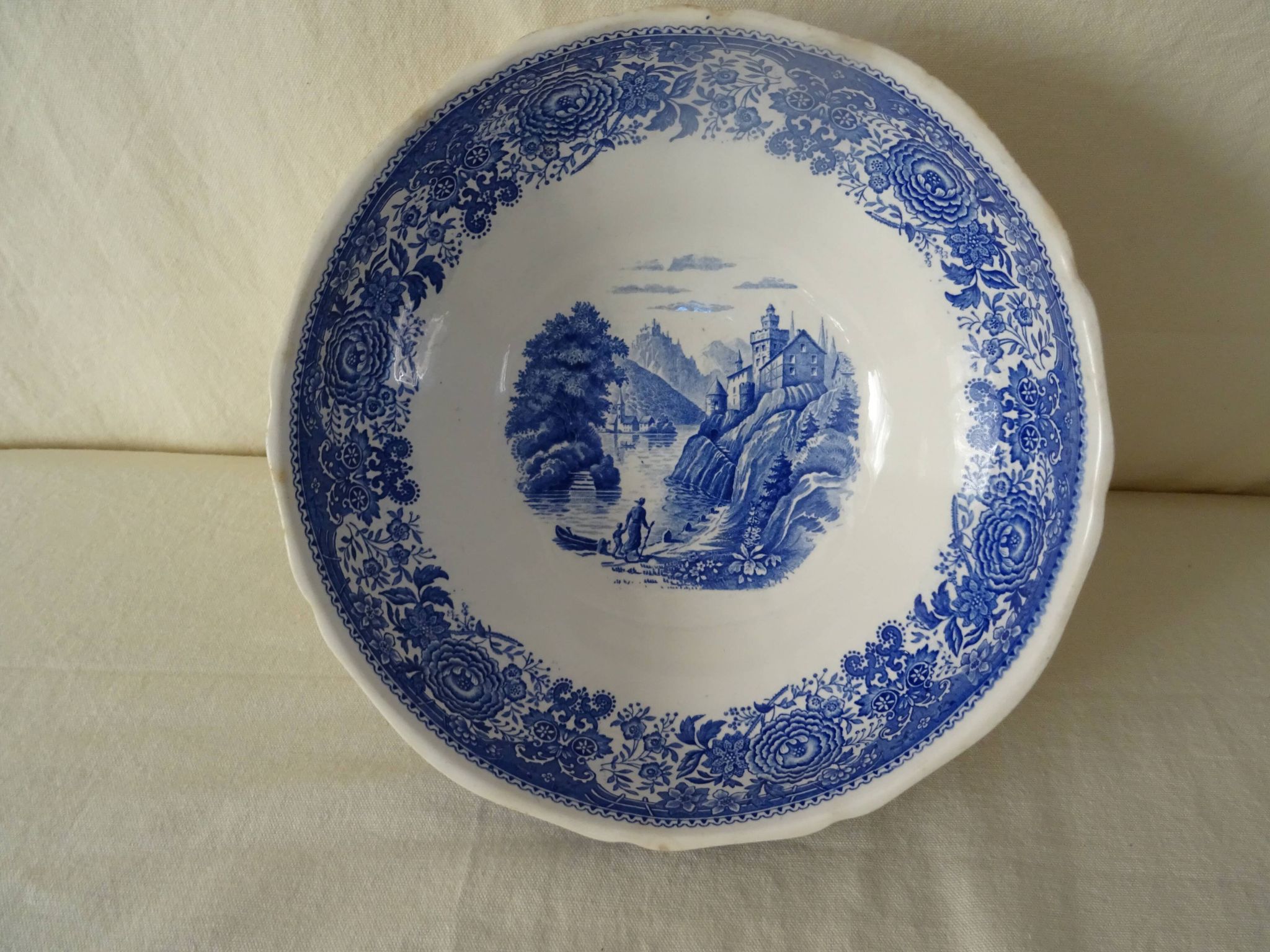 Large salad bowl dish Villeroy & Boch antique earthenware 374112 Burgenland Blue