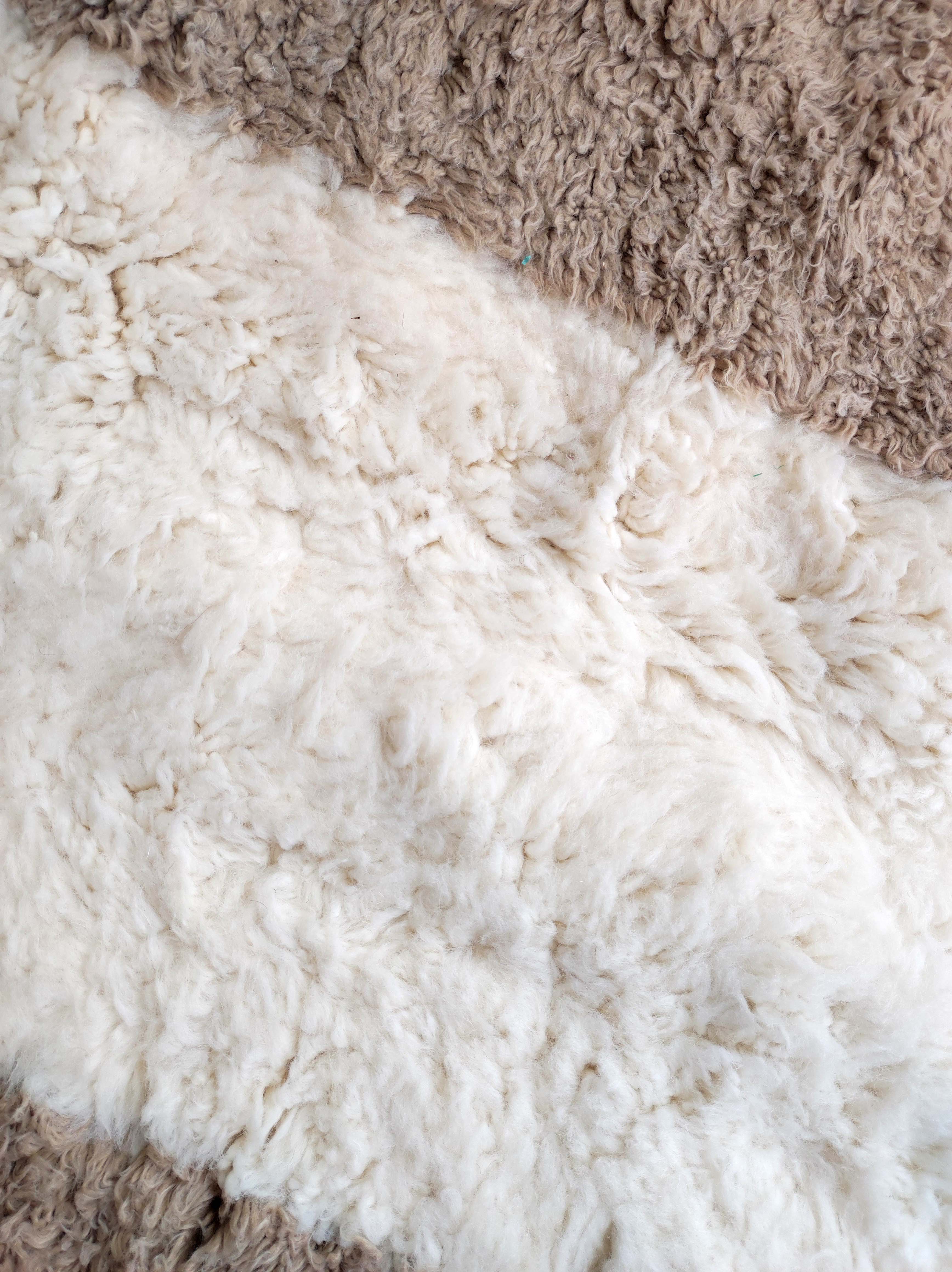 Moroccan Berber carpet Beni ouarain ecru with brown patterns 233x169cm