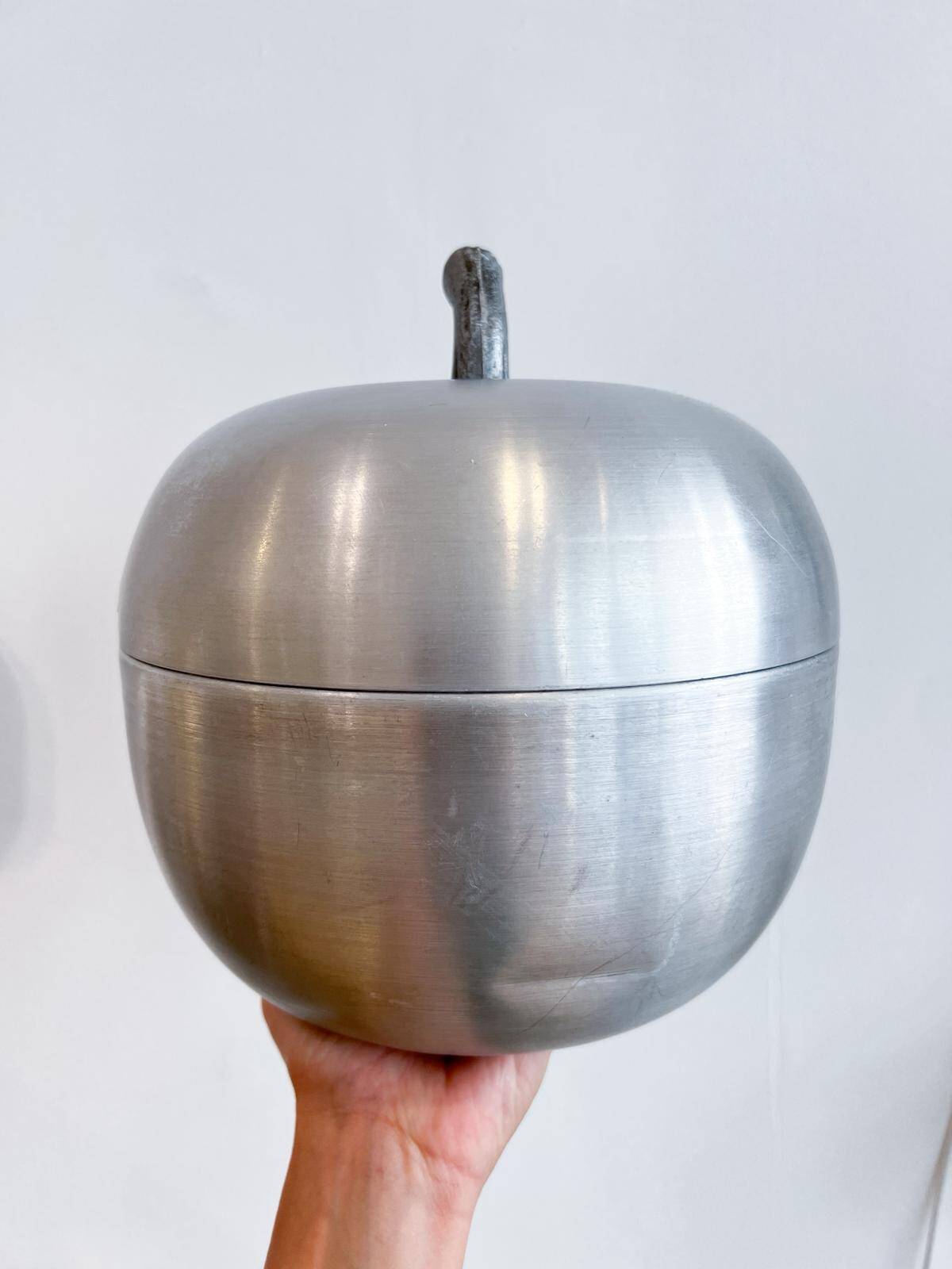 Vintage "apple" ice bucket - brushed metal Italy