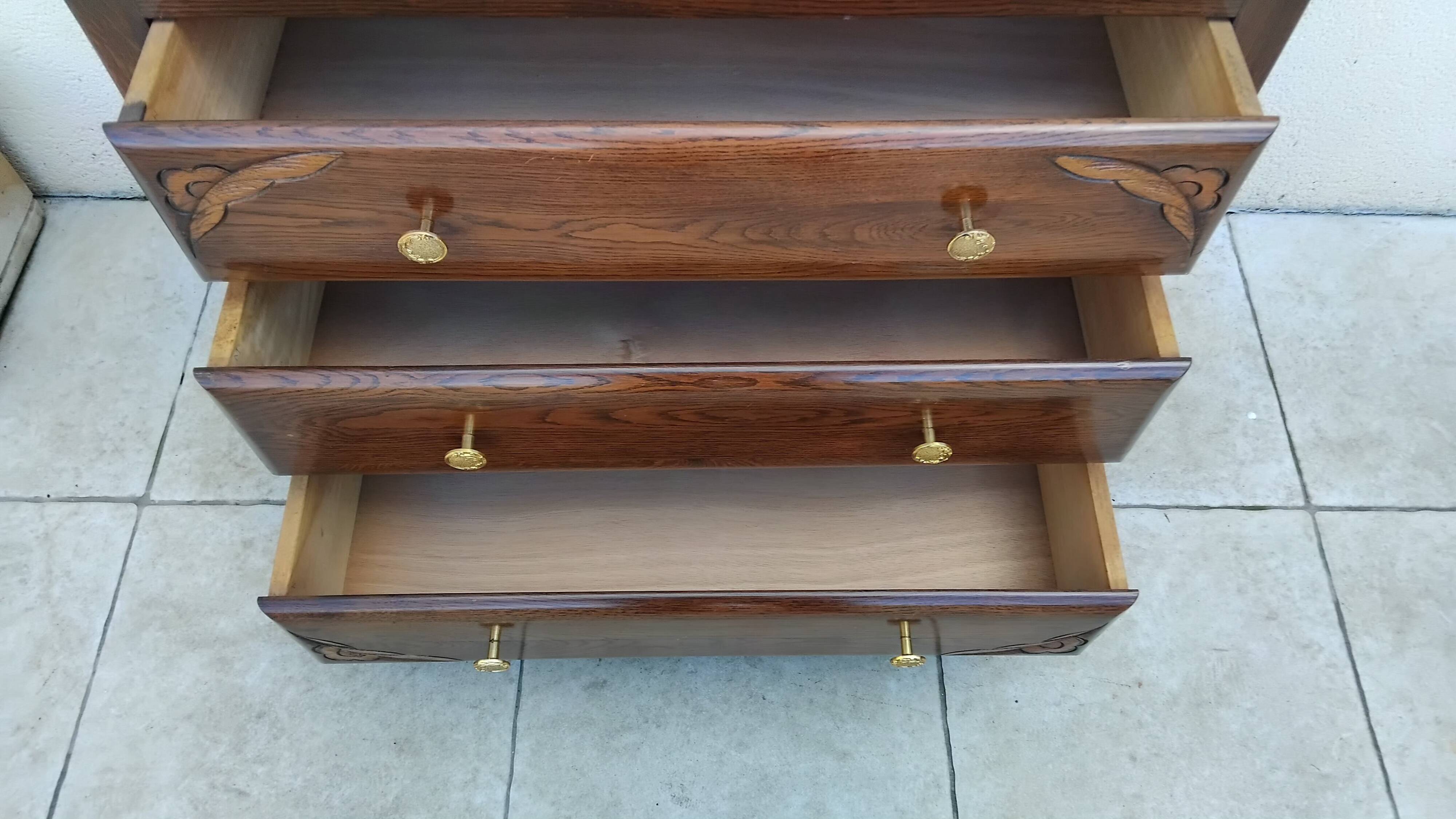 Antique Art Deco chest of drawers