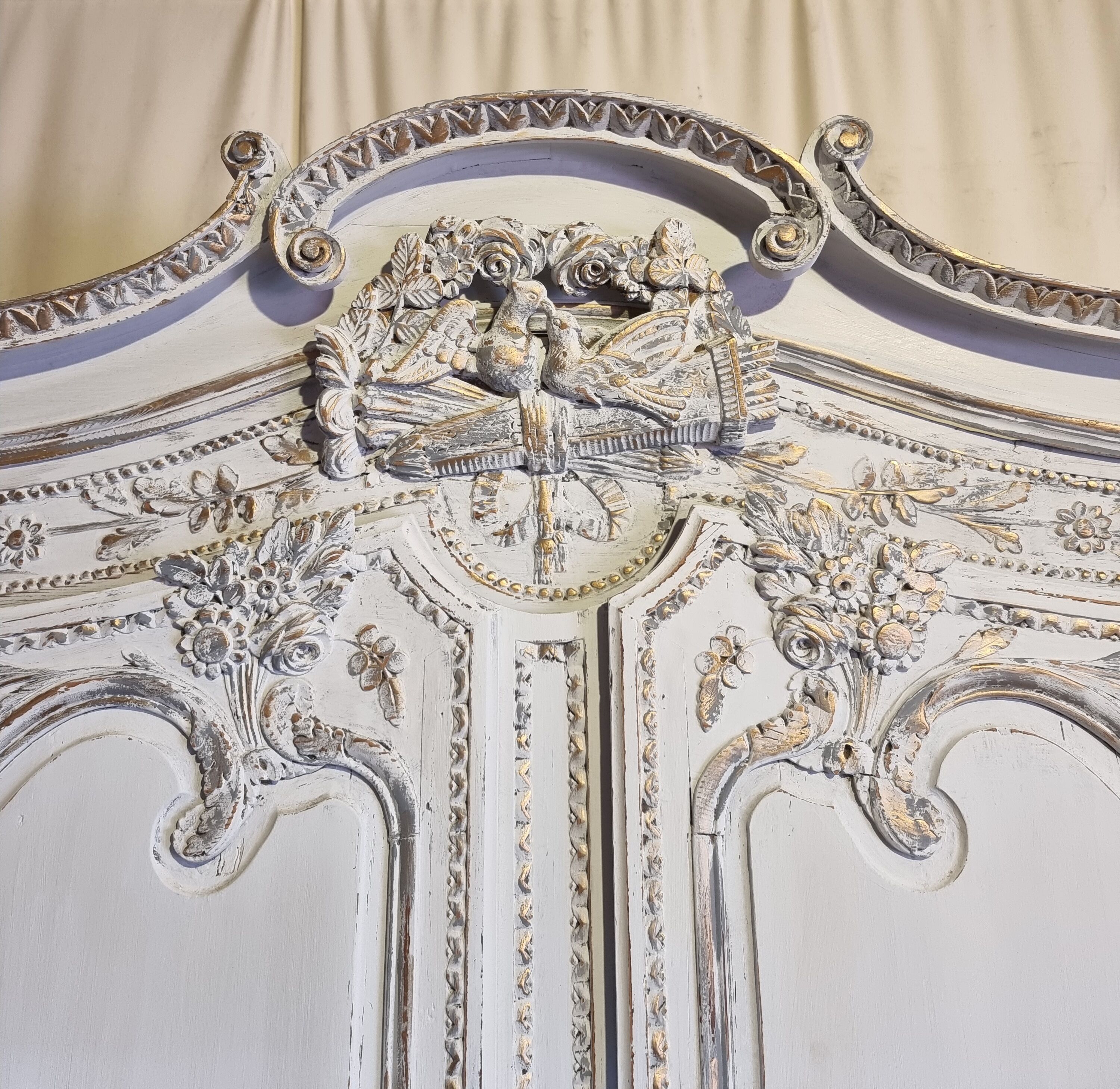 Wedding cabinet de fécamp - upper normandy - transition era - patinated oak - 18th