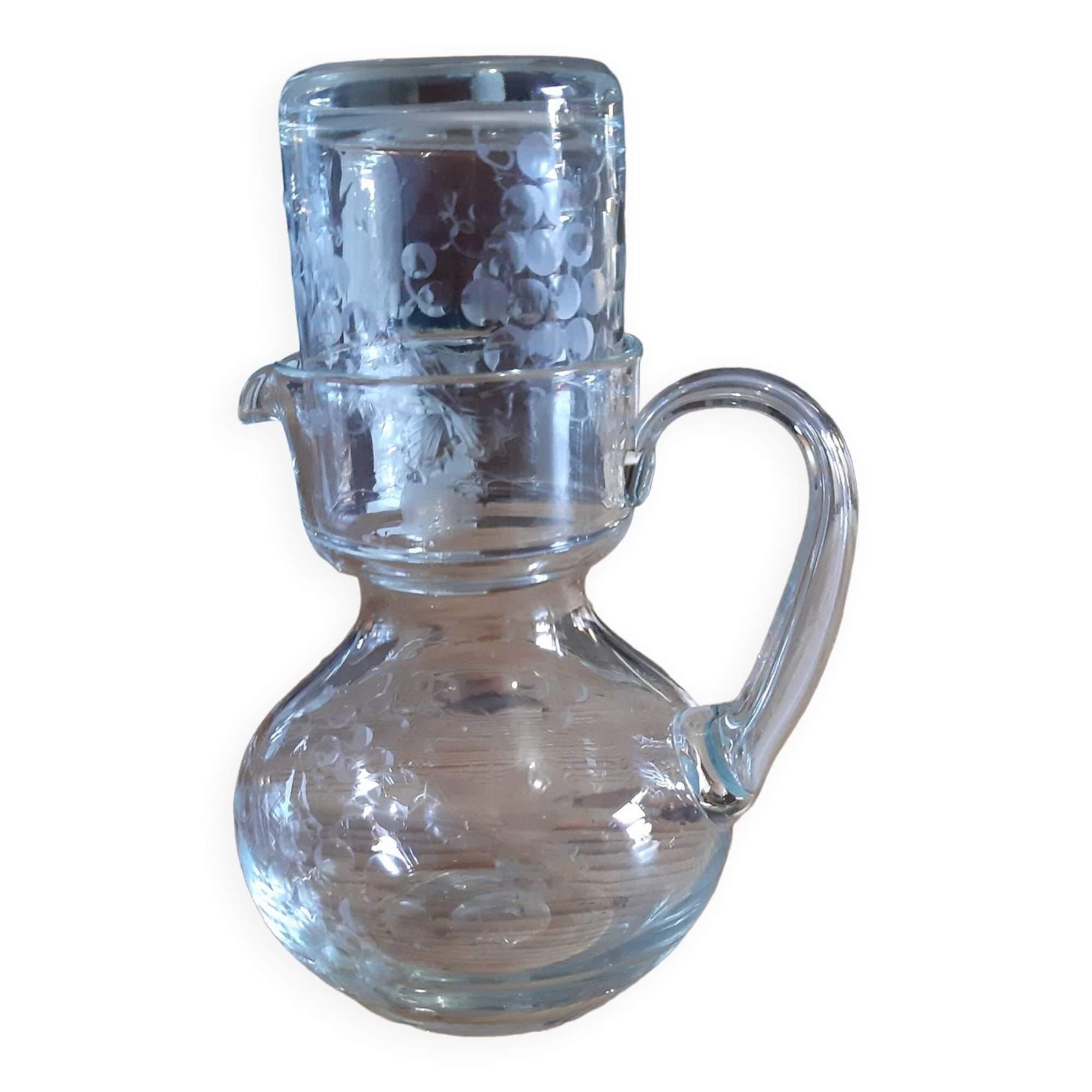 Crystal carafe and night glass