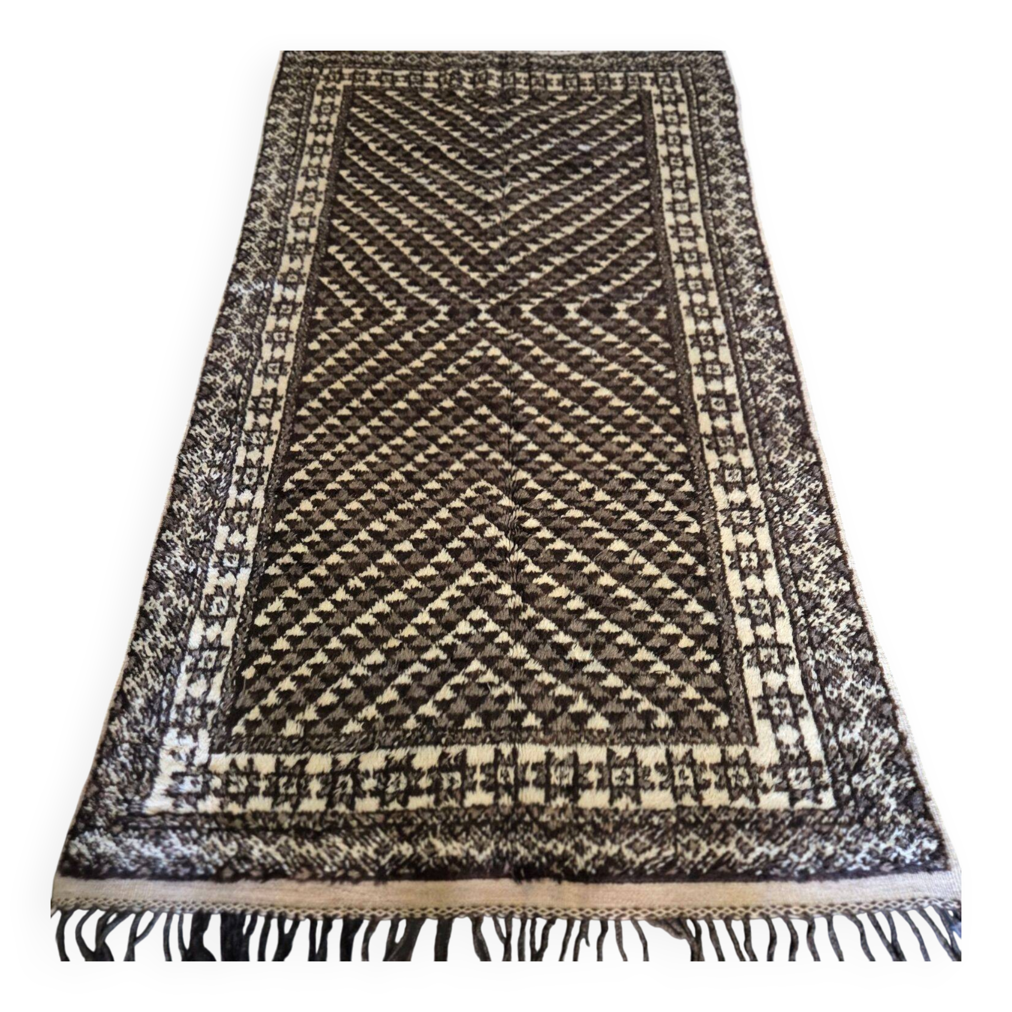 Ancient Berber rug 120x215