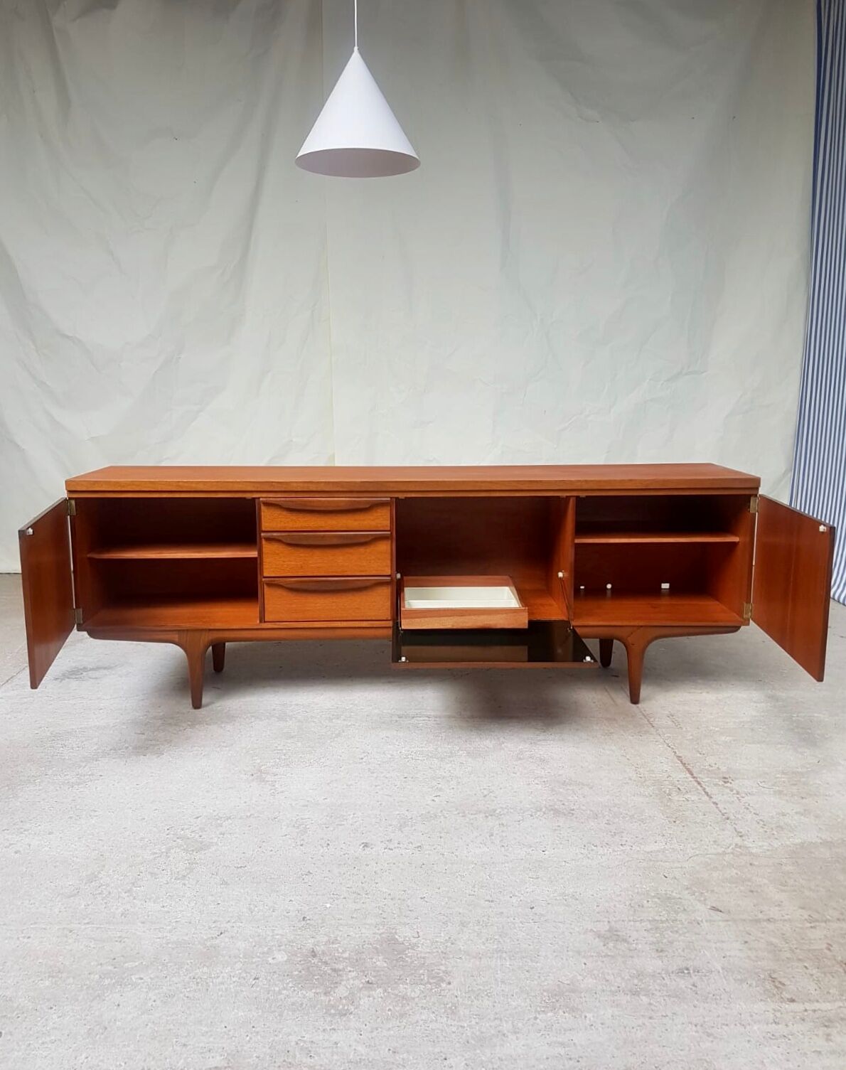 Greaves and Thomas teak sideboard credenza danish design