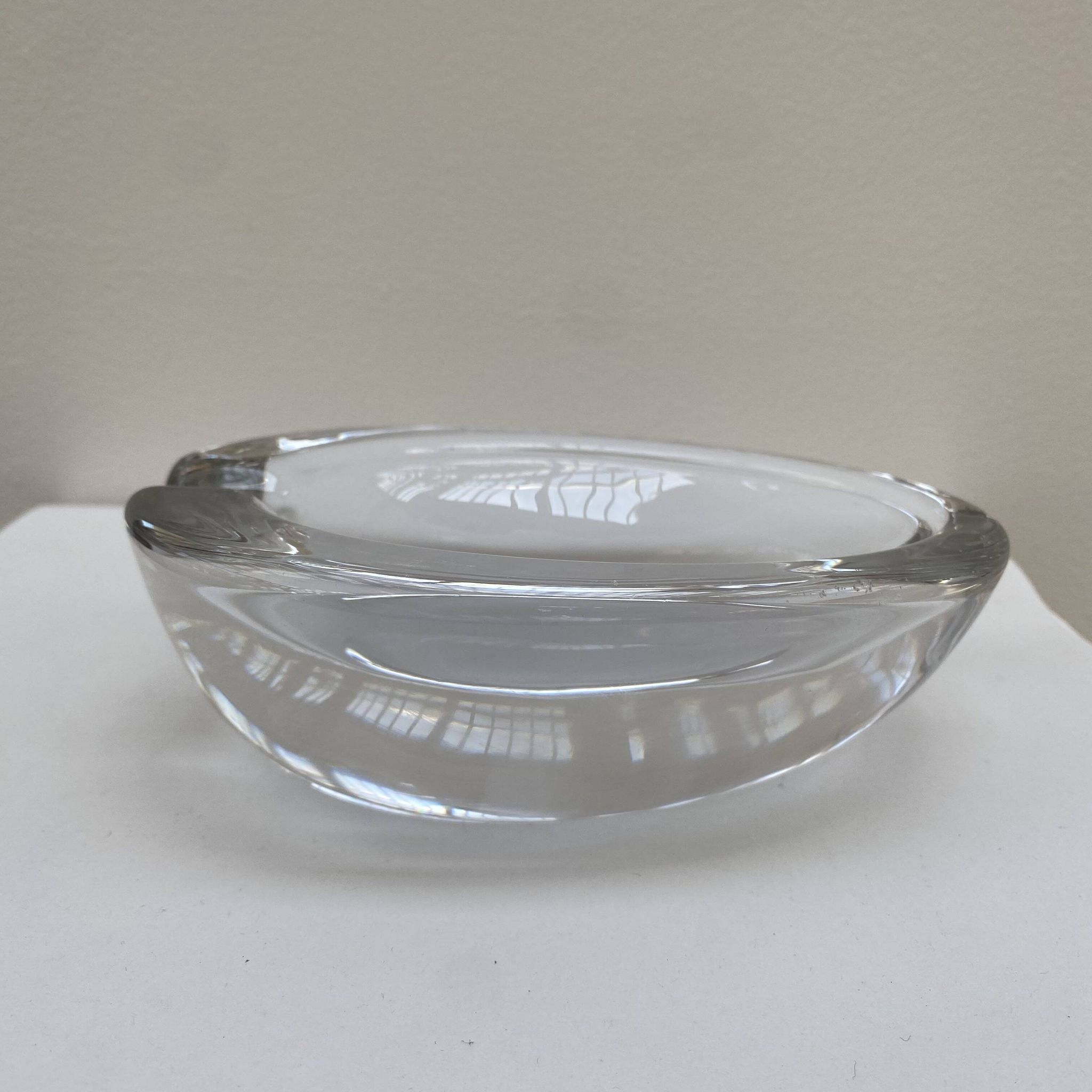 Large glass crystal ashtray by Art Vannes France