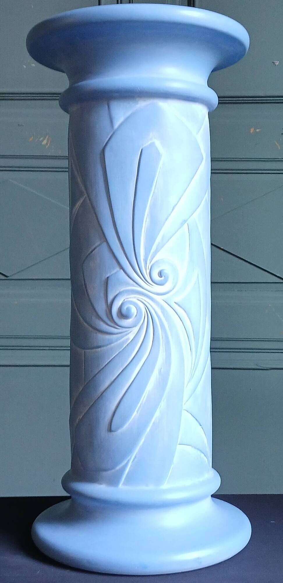 Blue ceramic column between Art Deco and Cubism, around 1980.