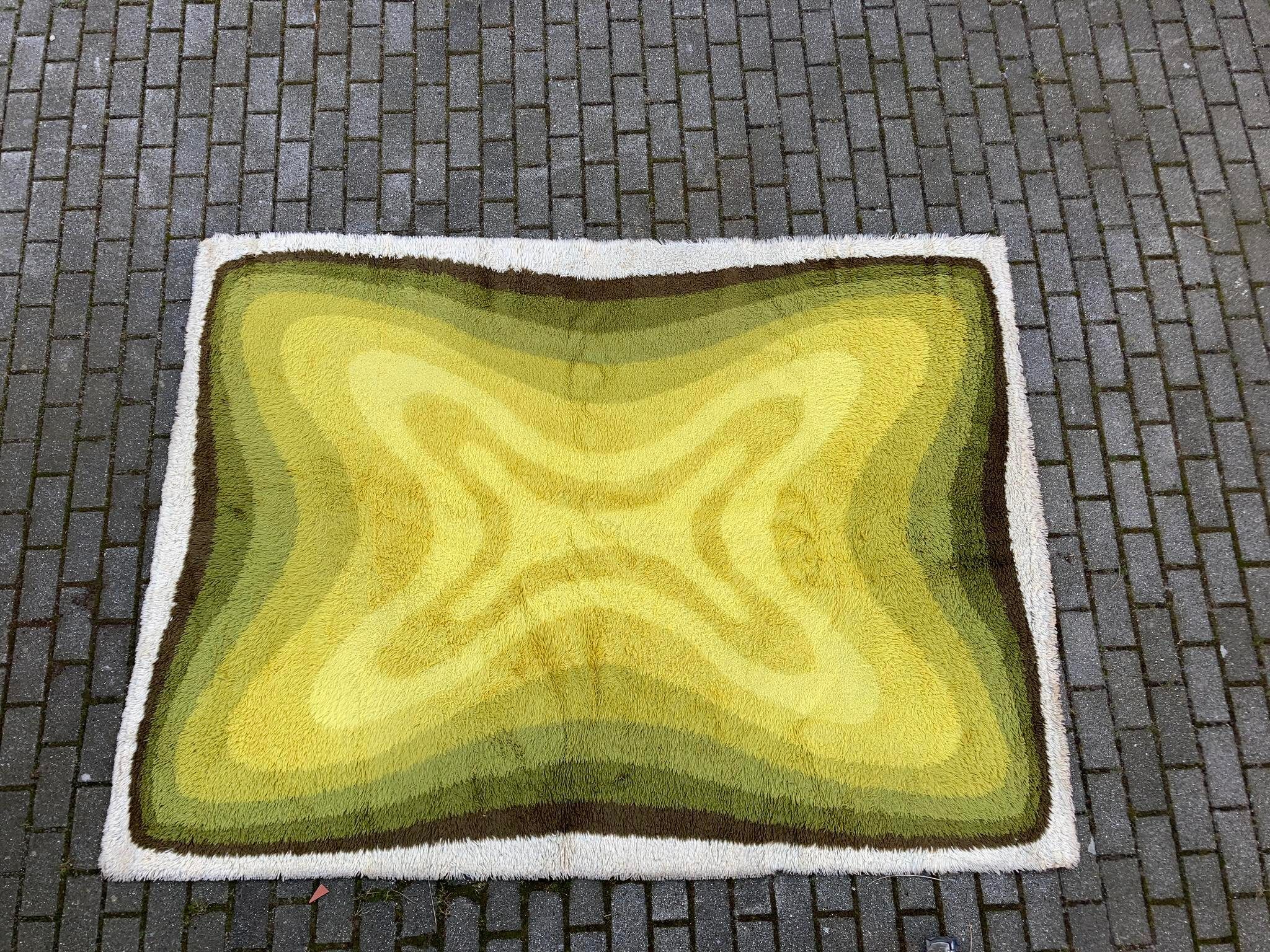 Bergoss wool rug 1970
