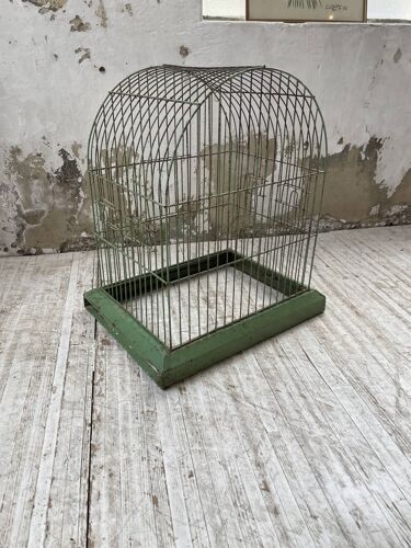 Cage métallique décorative