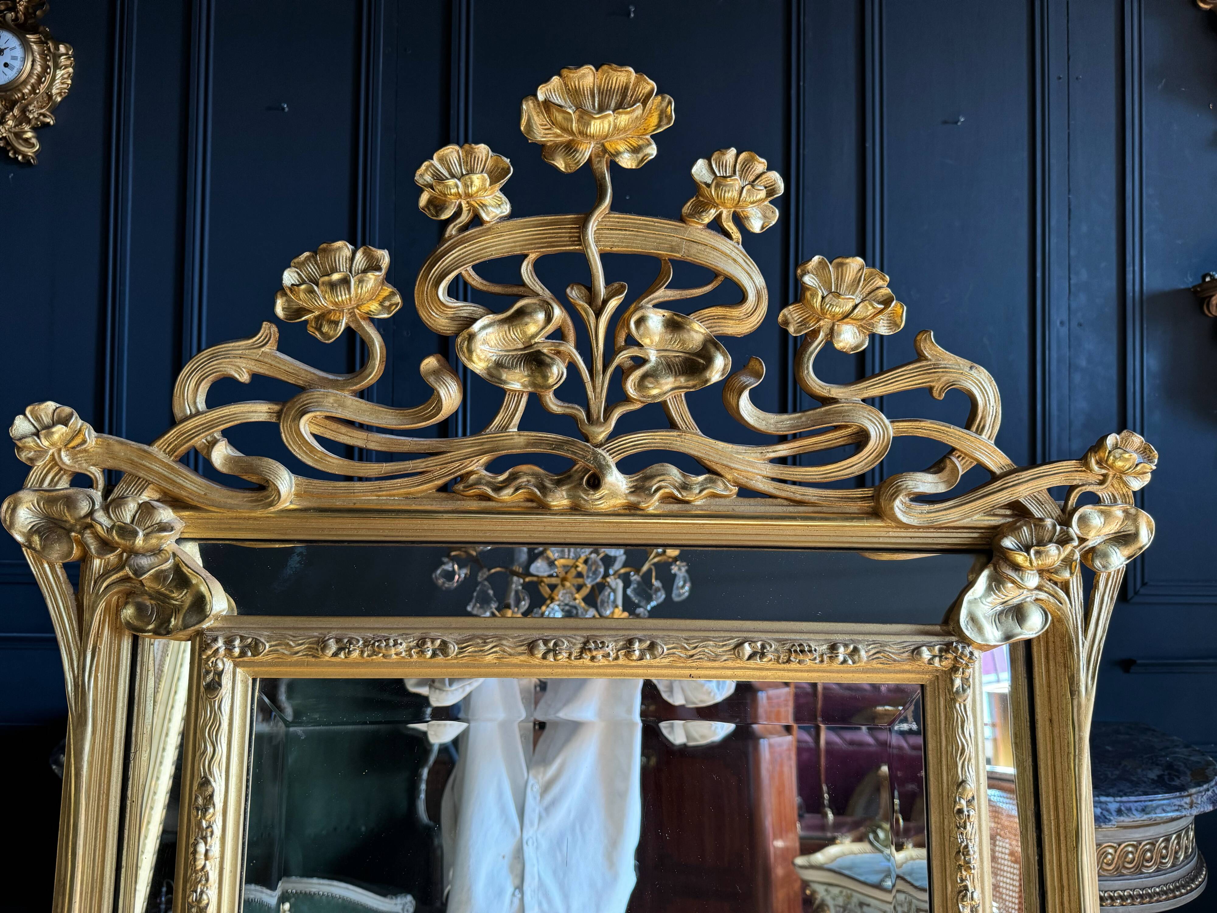 Art Nouveau Period Mirror in Wood Gilded with Gold Leaf - Late 19th Century