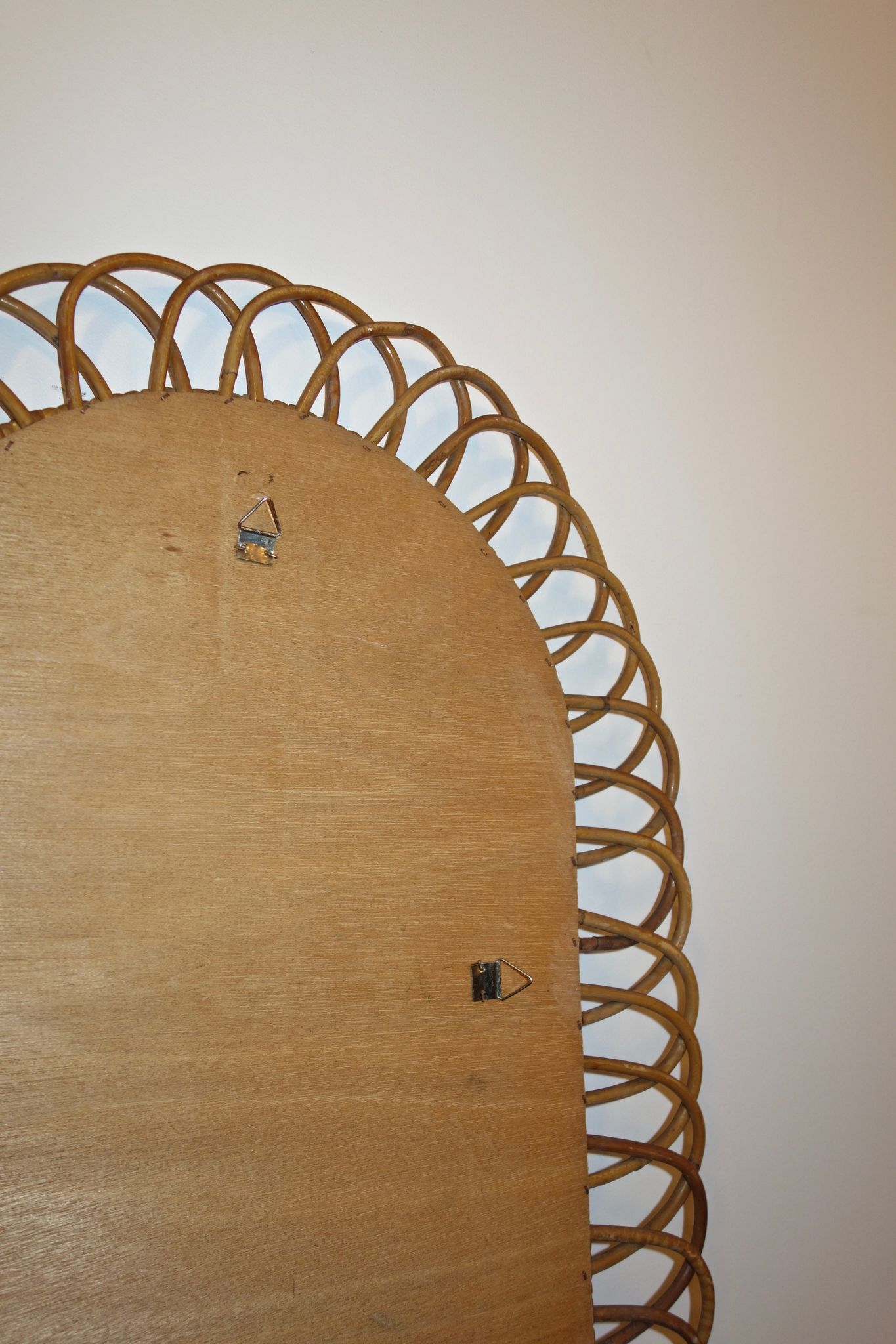 Miroir en rotin des années 60 - 125x47cm
