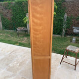 Armoire vitrée parisienne