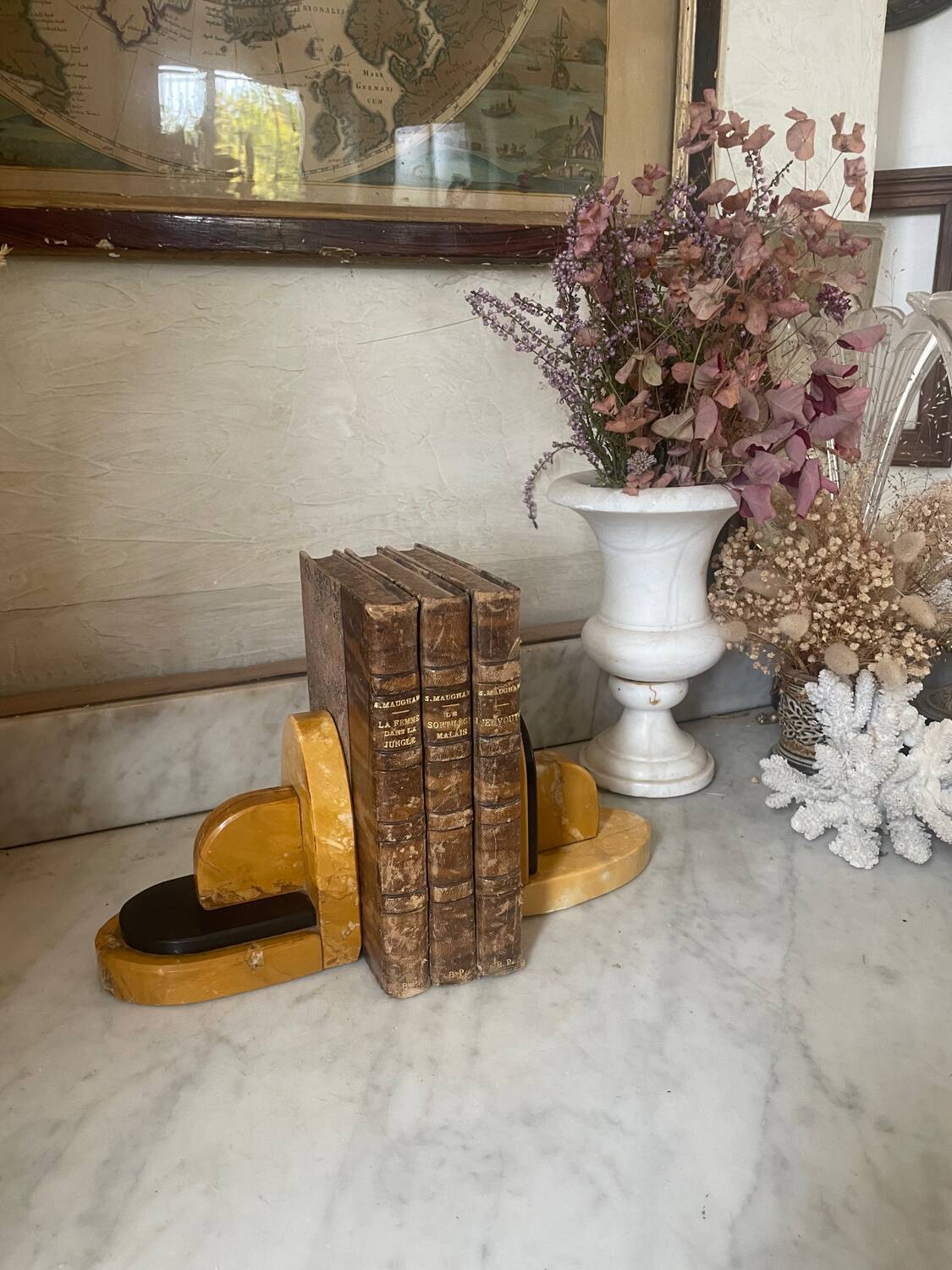 Pair of Art Deco marble bookends