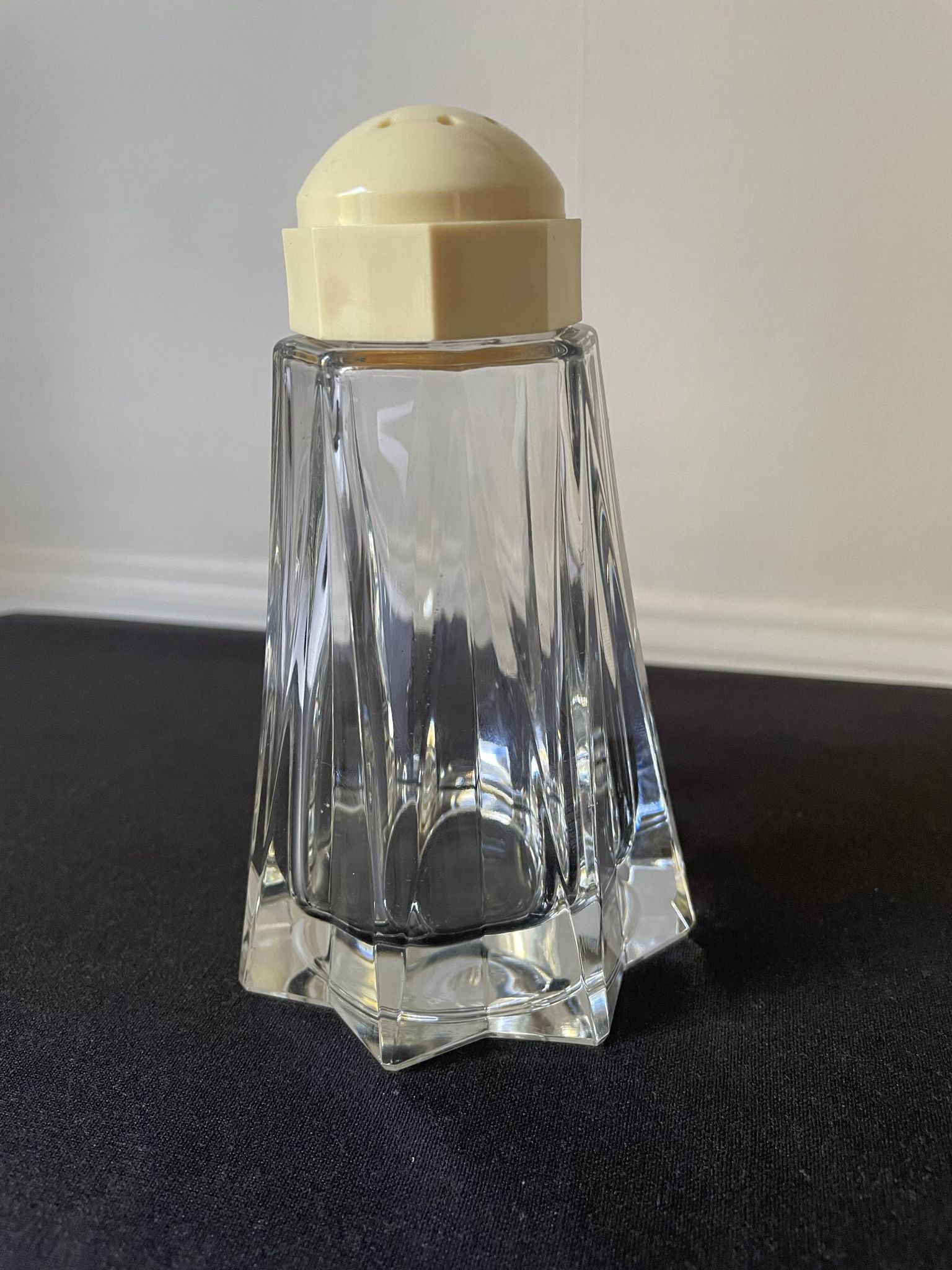 Saupoudreuse cristal de Bohème