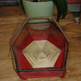 Vintage scoubidou table basket