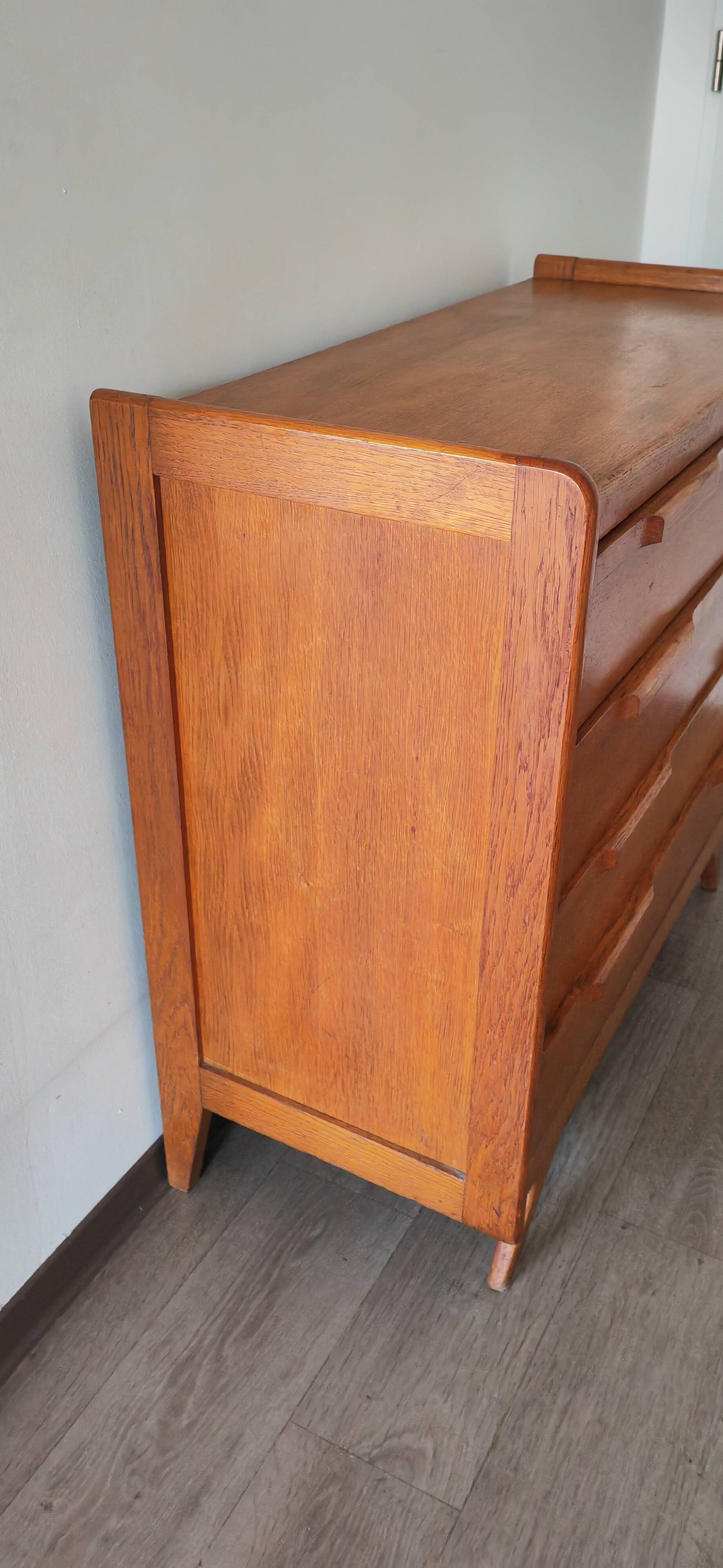 Scandinavian chest of drawers