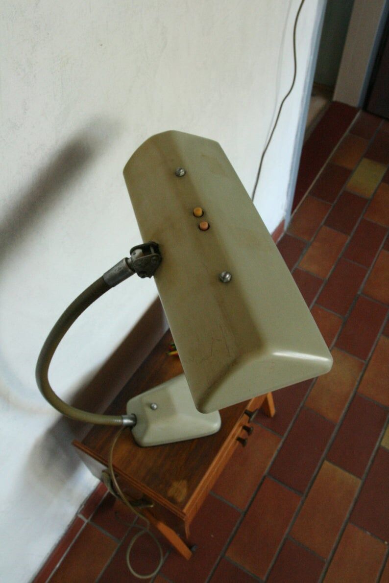 Lampe de bureau industrielle