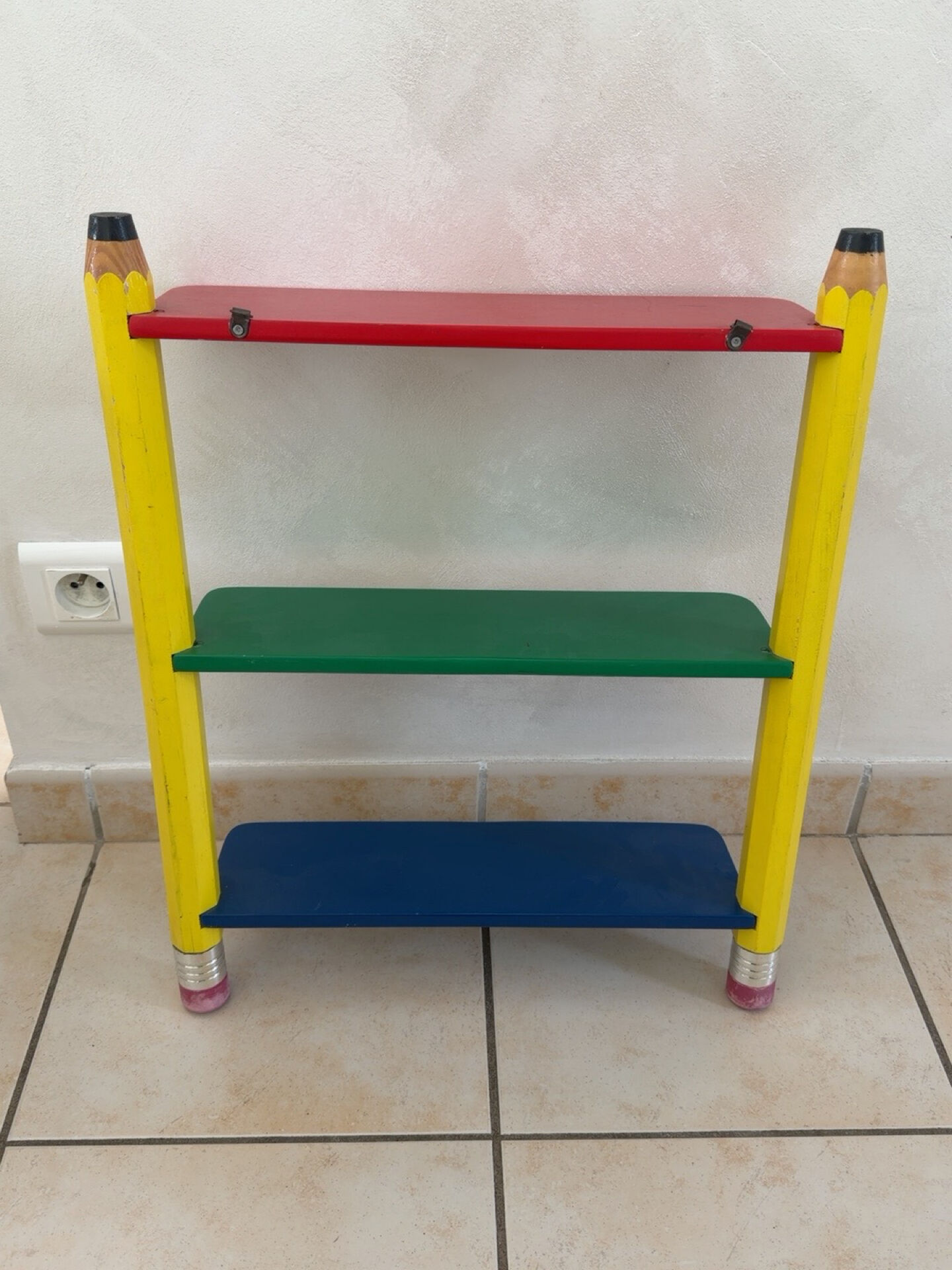 Vintage 80s pencil shelf – Memphis style – attributed to Pierre S.