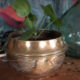 Cache pot en cuivre