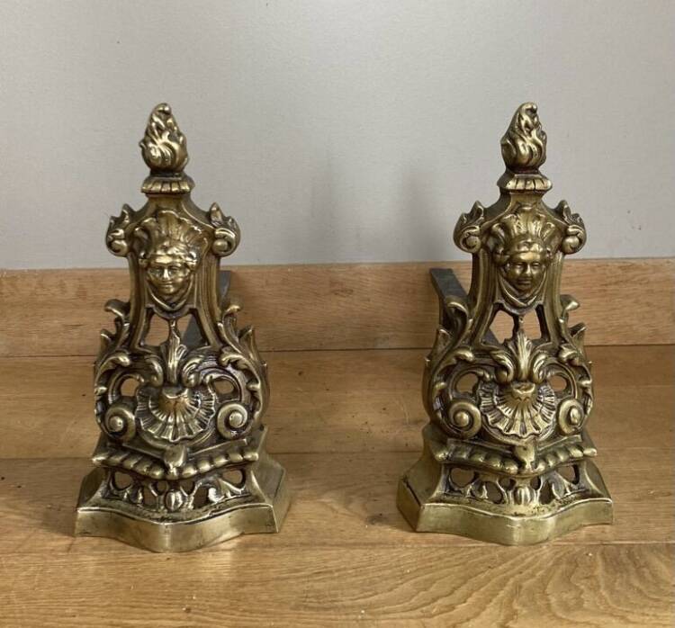 Pair of Louis XV andirons in solid bronze, early 20th century