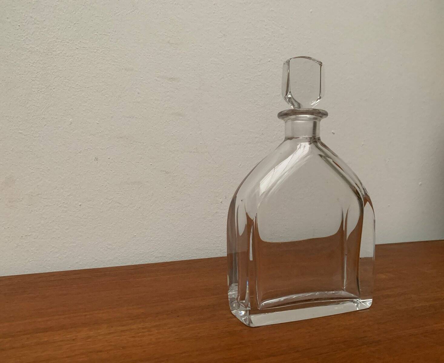 Bouteille en verre suédoise vintage d'Orrefors